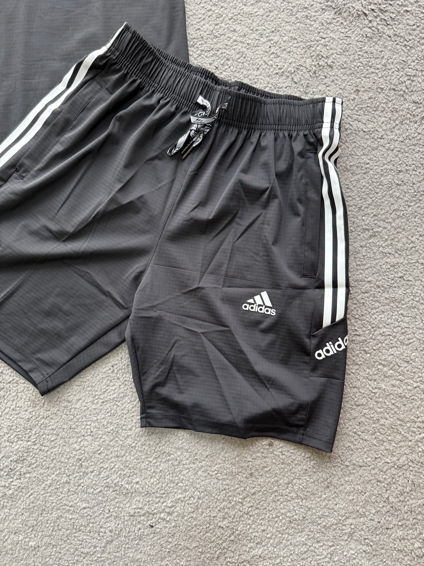 Conjunto Corto Adidas 2025