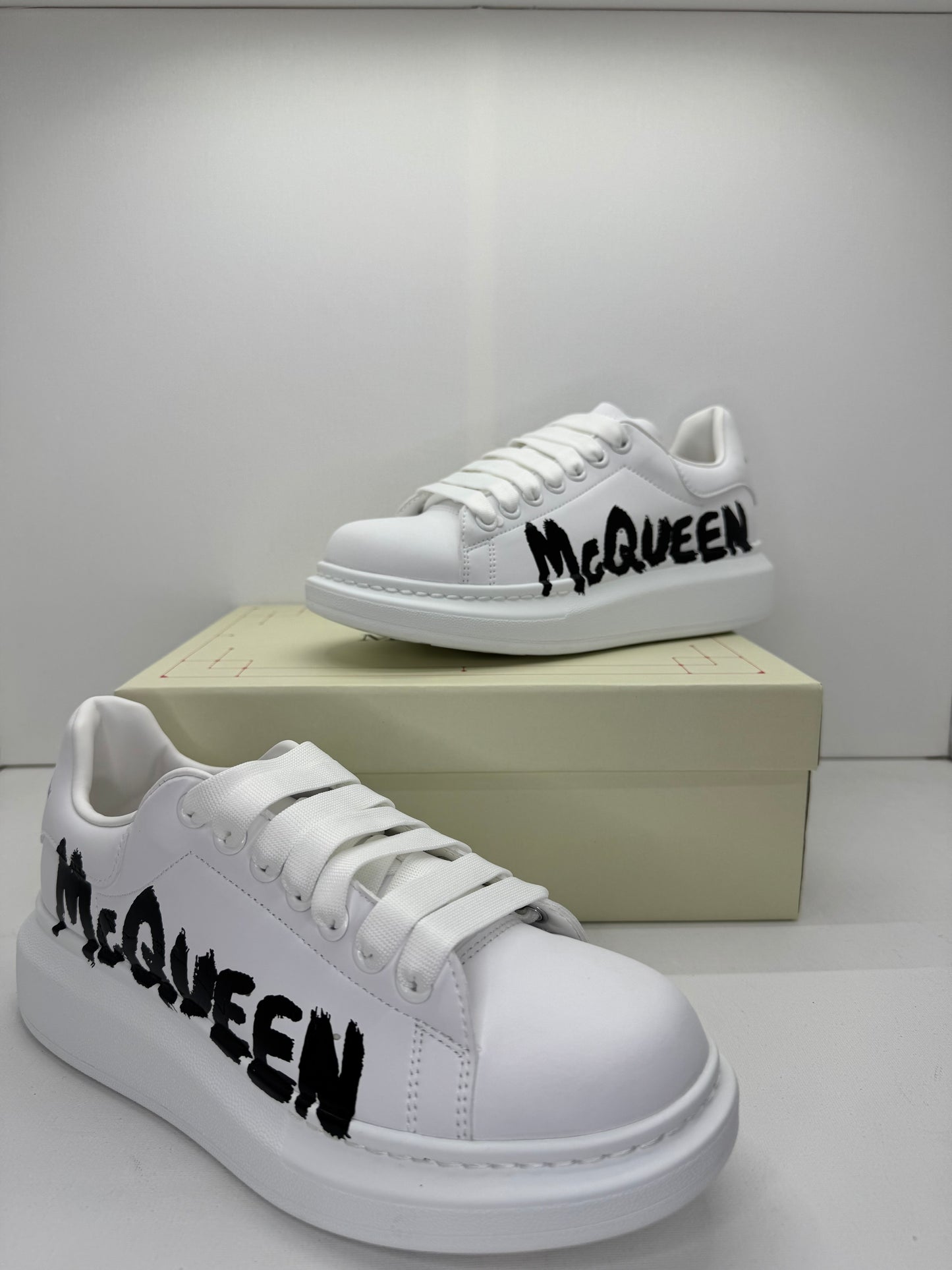 Alexander Mcqueen