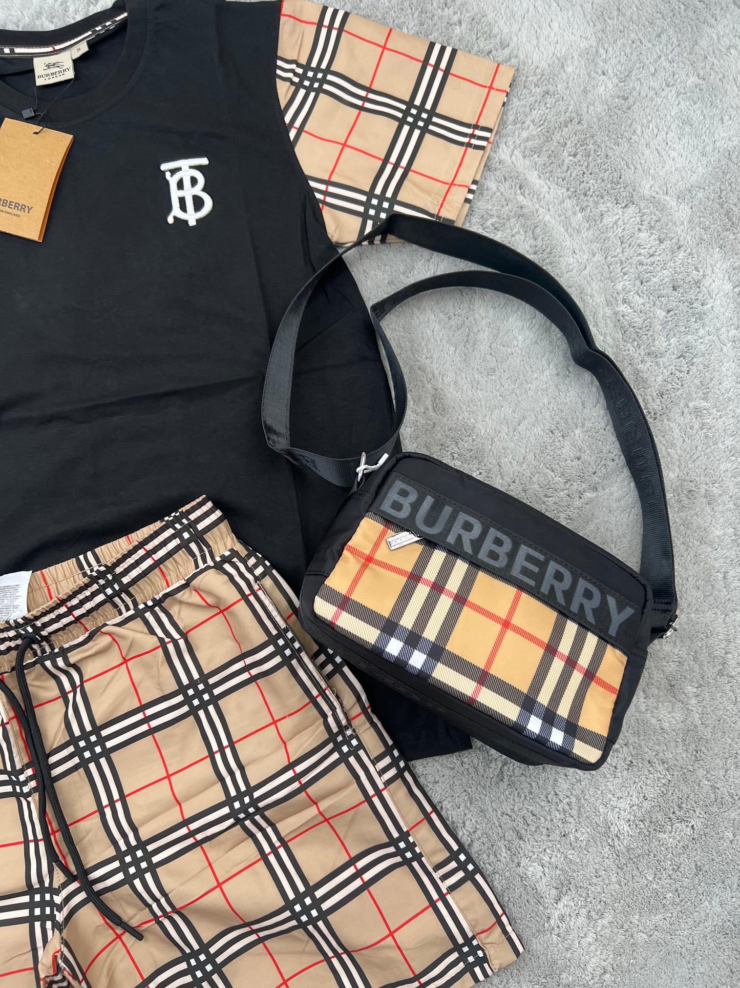 Conjunto Corto Burberry