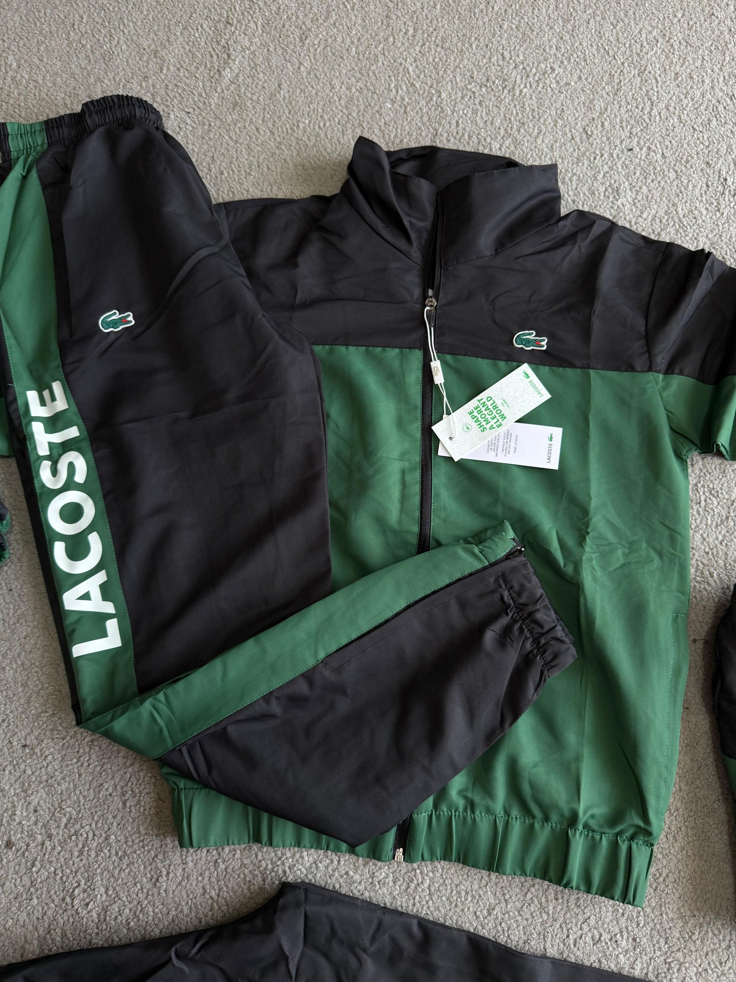 Chandal Lacoste 2025