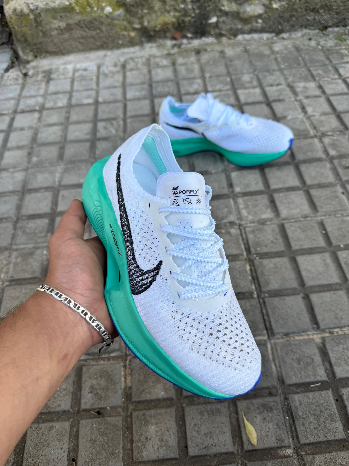 NIKE ZOOM X VAPORFLY