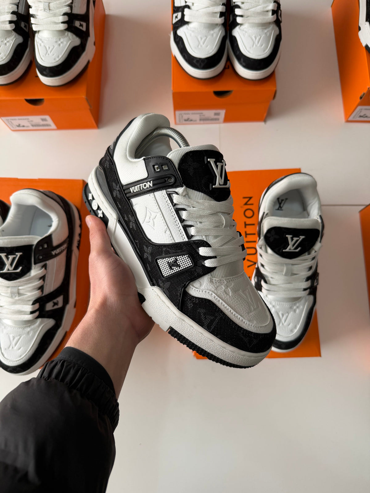 LOUIS VUITTON TRAINER
