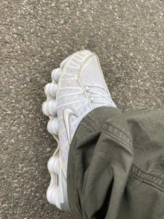 NIKE SHOX TL
