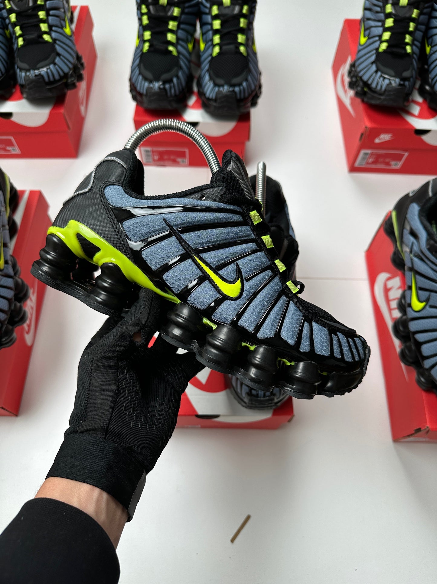 NIKE SHOX TL