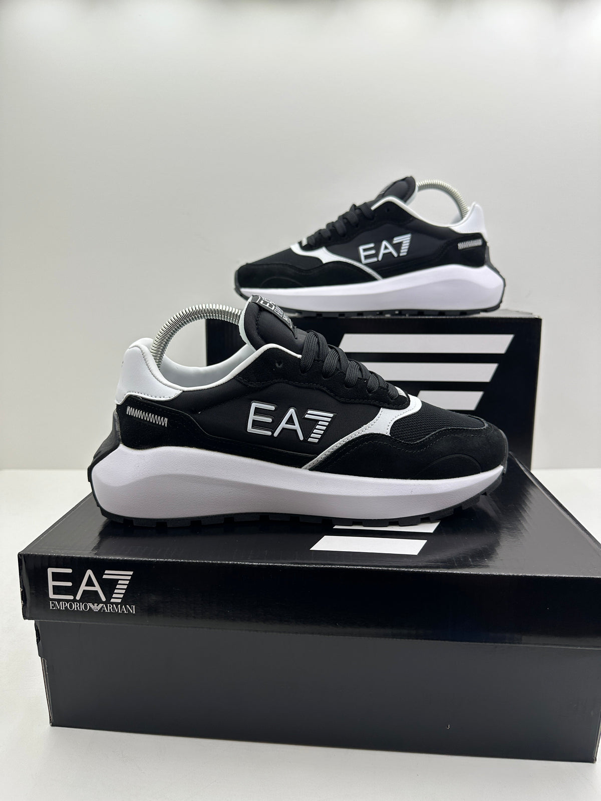 ZAPATILLAS EA7 BLACK & WHITW