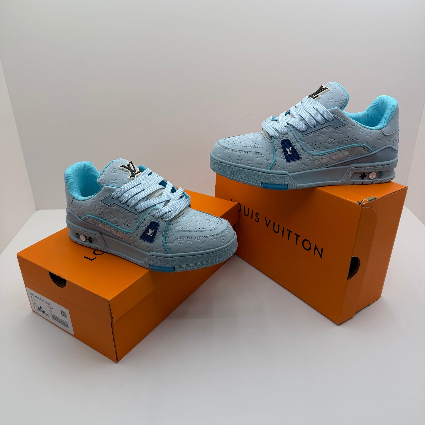 LOUIS VUITTON TRAINER