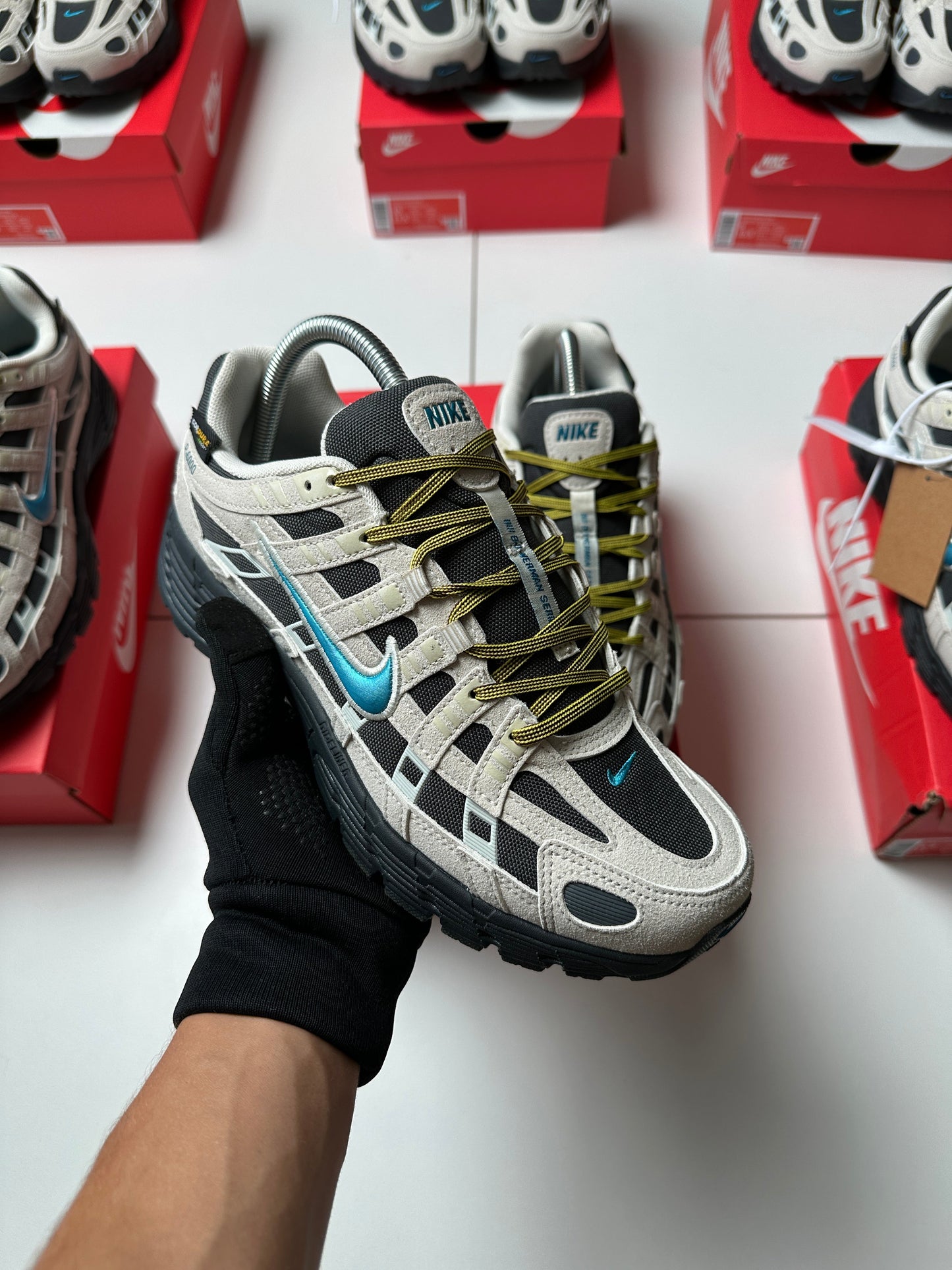 NIKE P6000 CORDURA WHITE BLUE