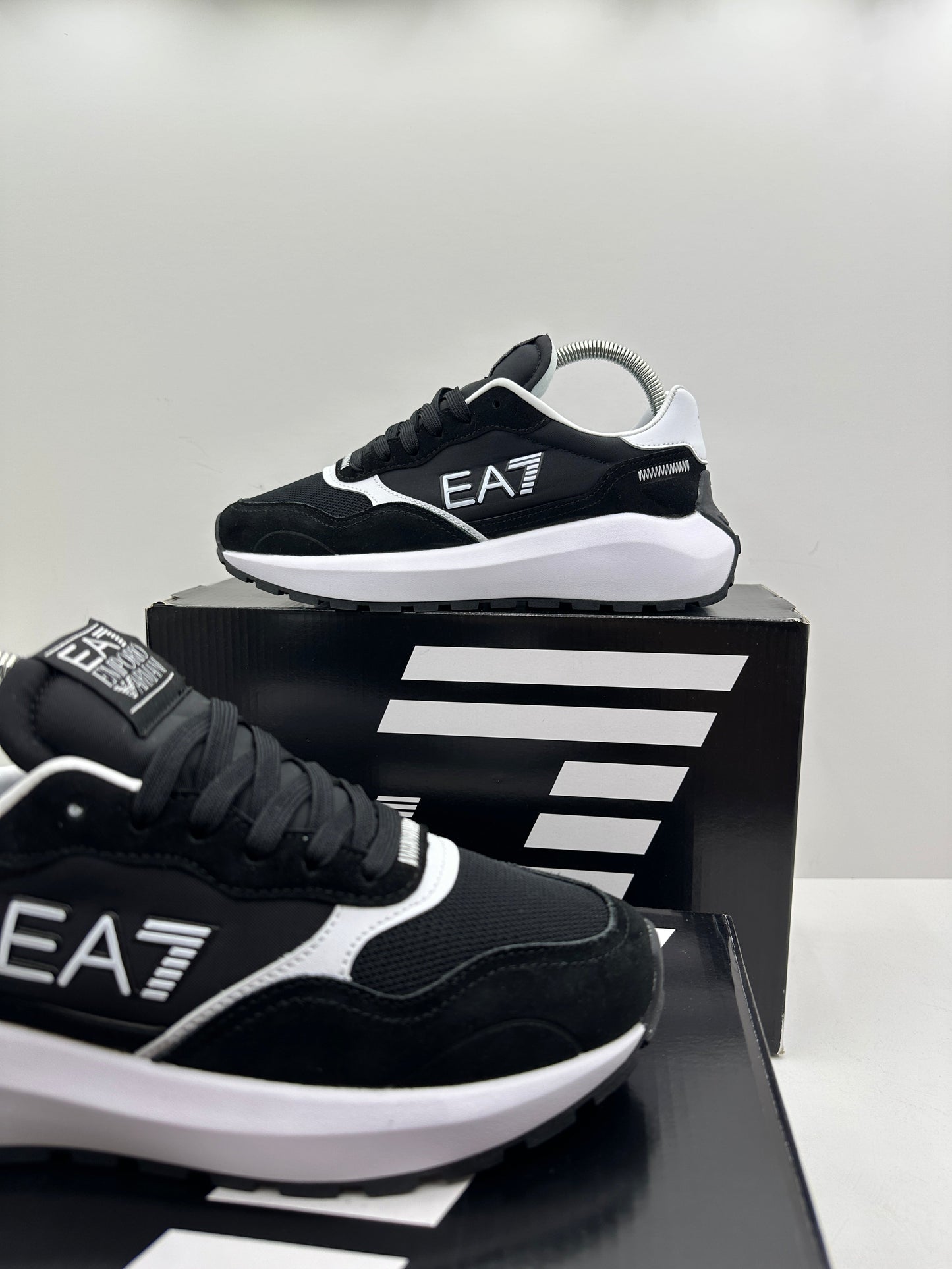 ZAPATILLAS EA7 BLACK & WHITW