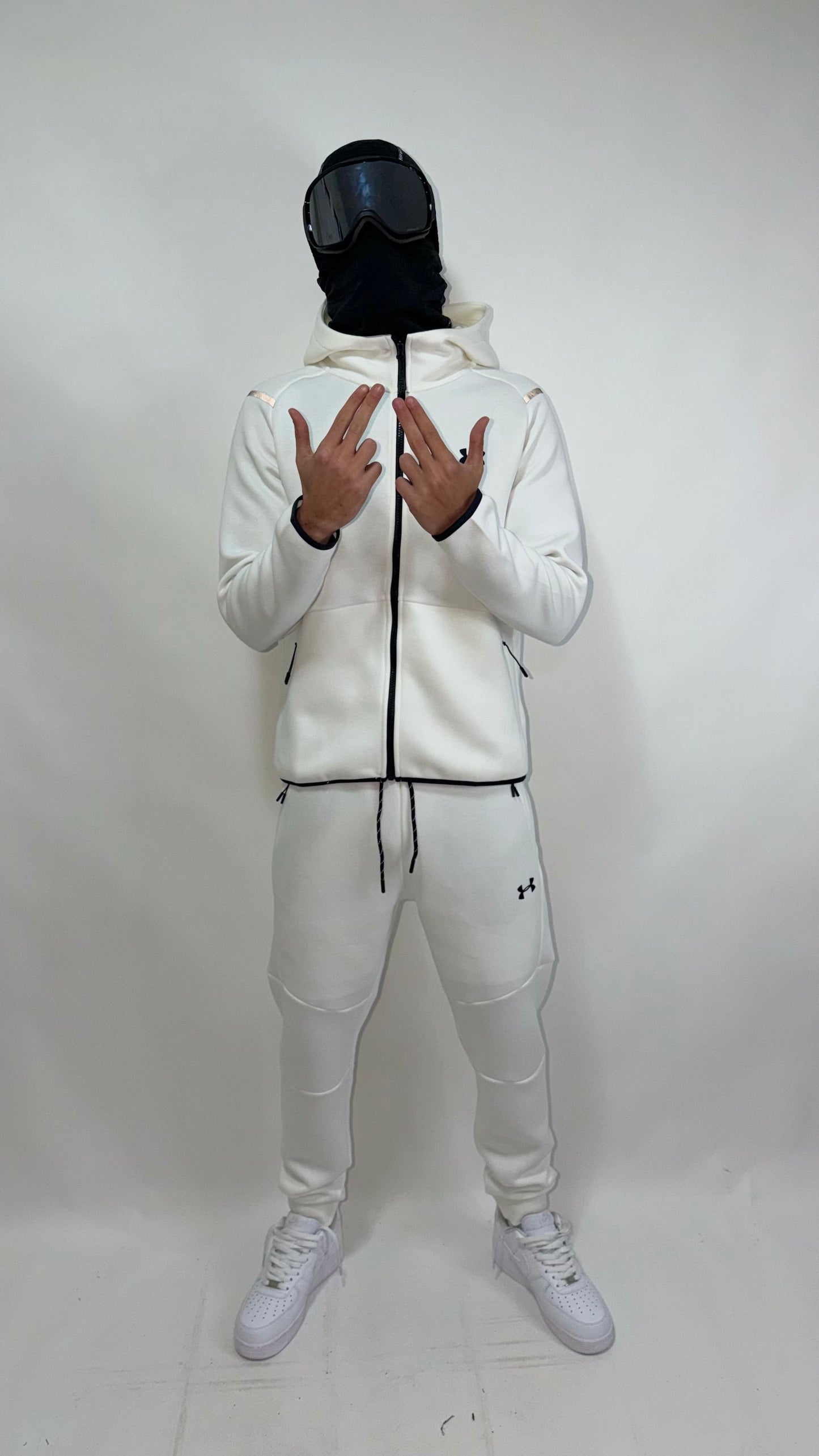 CHANDAL UNDER ARMOUR