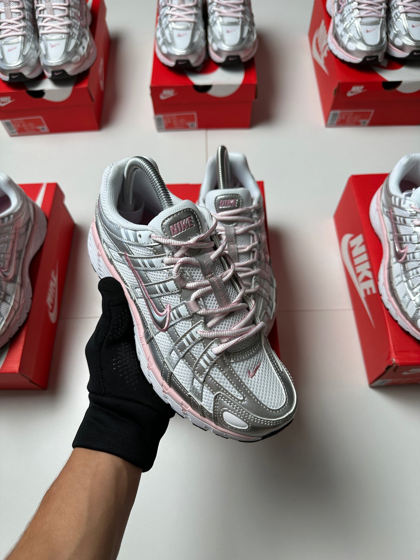 NIKE P6000 WHITE PINK