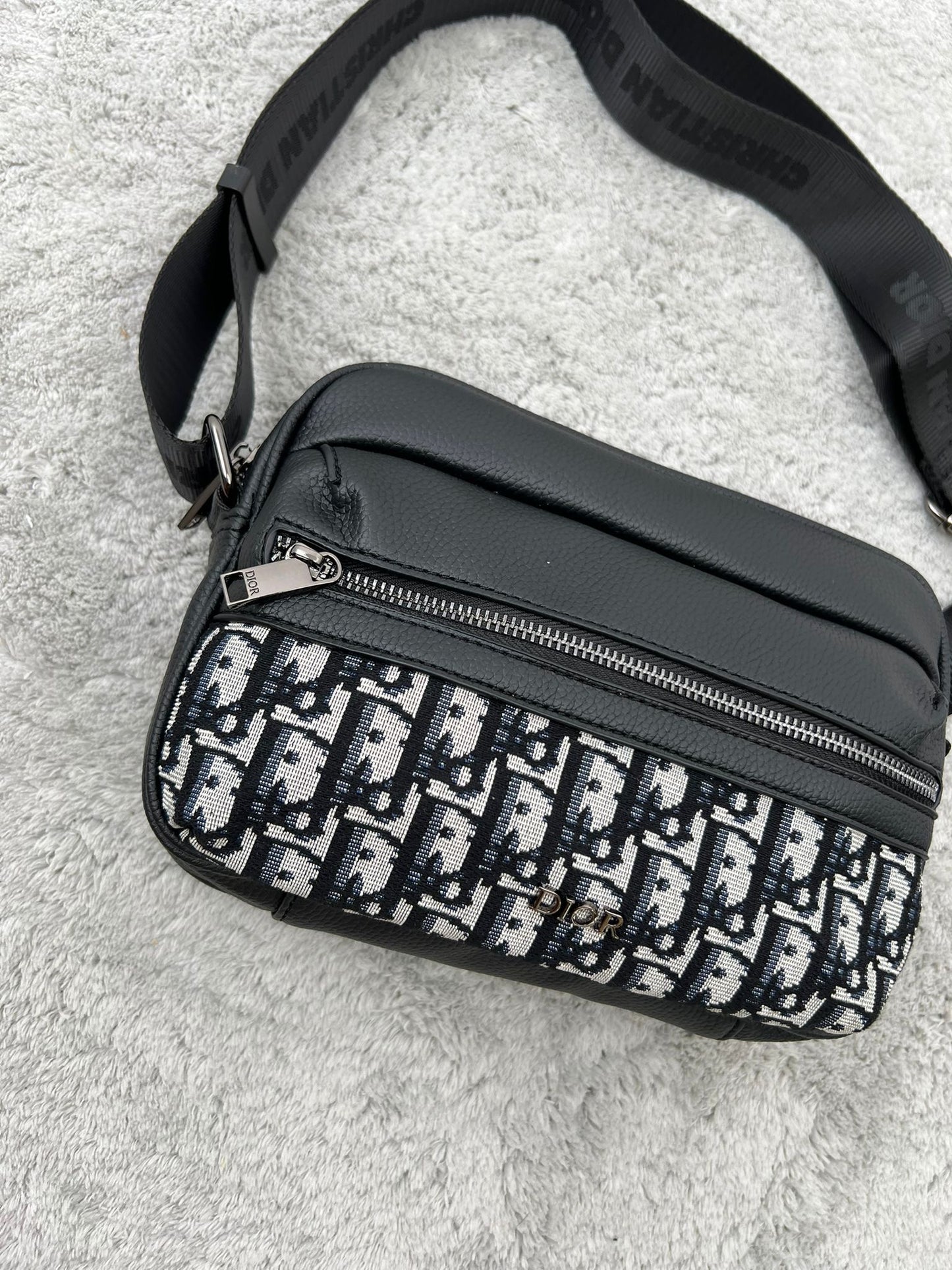Bandolera Dior 2025