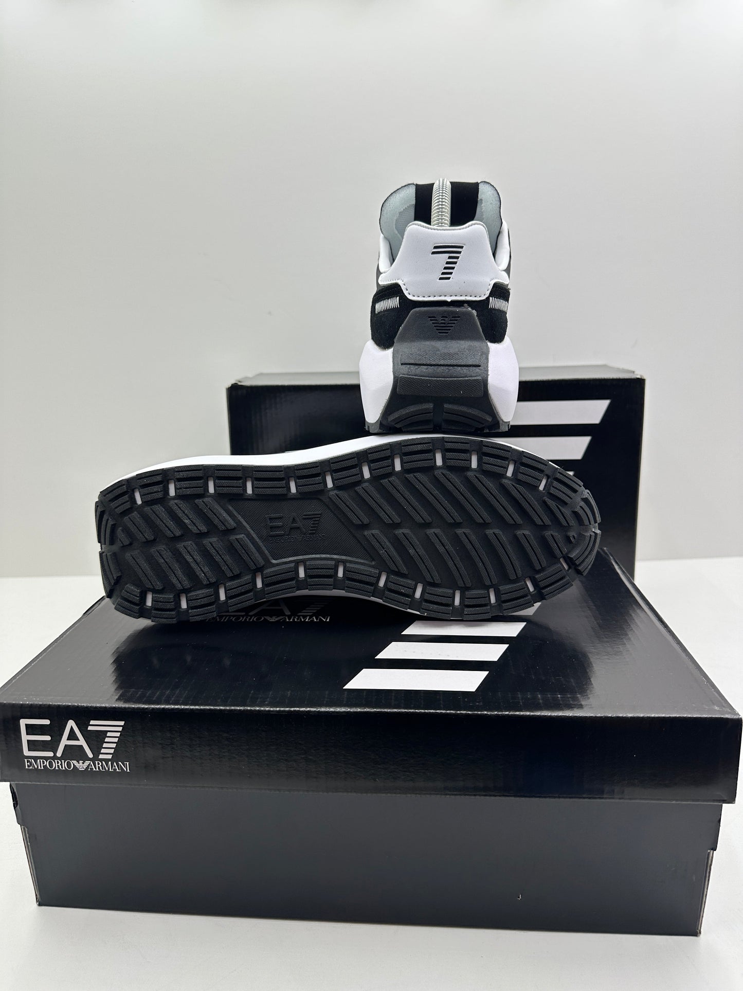 ZAPATILLAS EA7 BLACK & WHITW