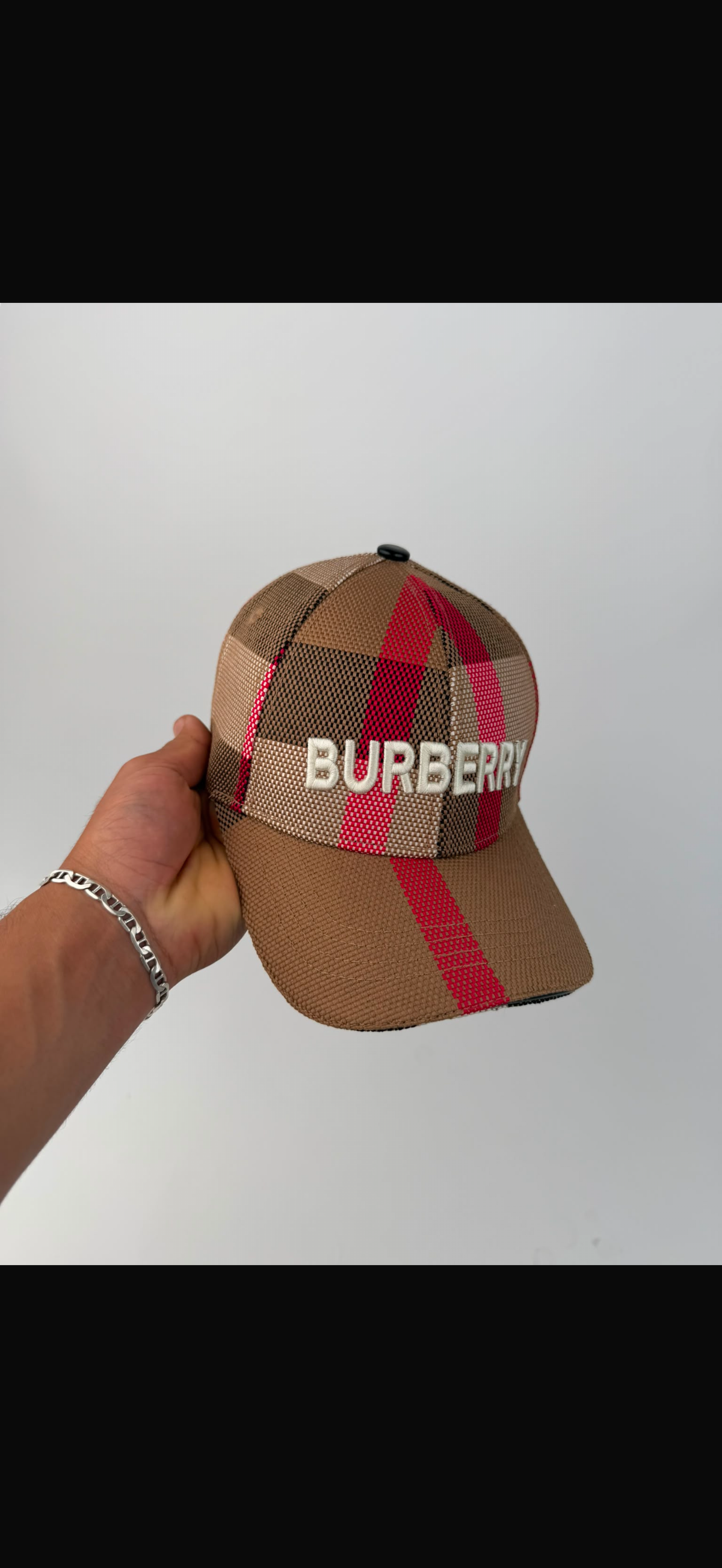 GORRA BURBERRY EXAGGERATED