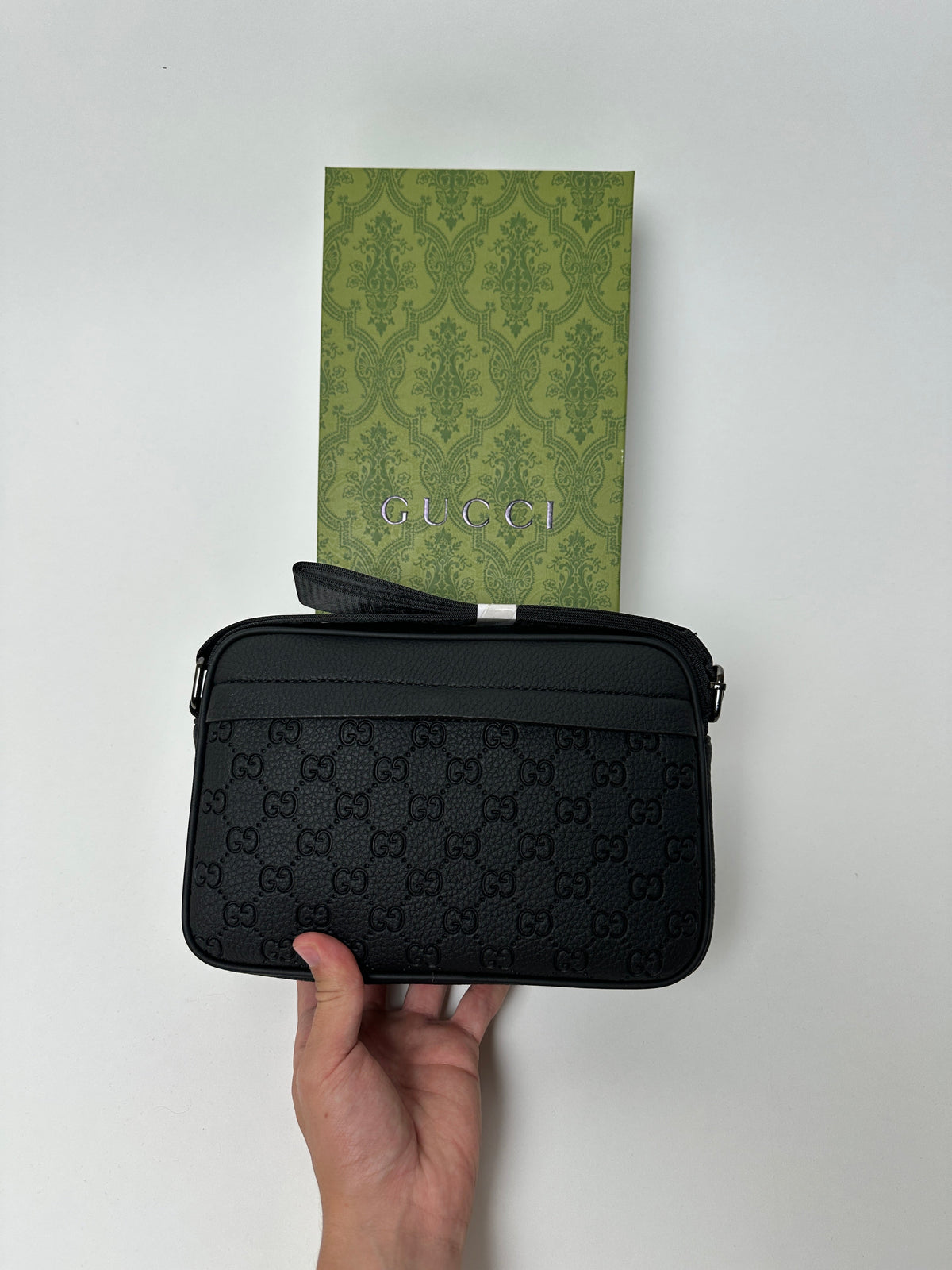 BOLSO GUCCI GG EMBLEM BLACK