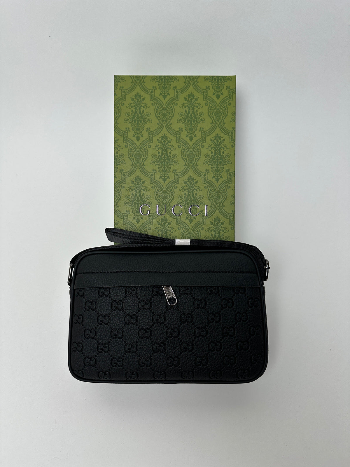BOLSO GUCCI GG EMBLEM BLACK