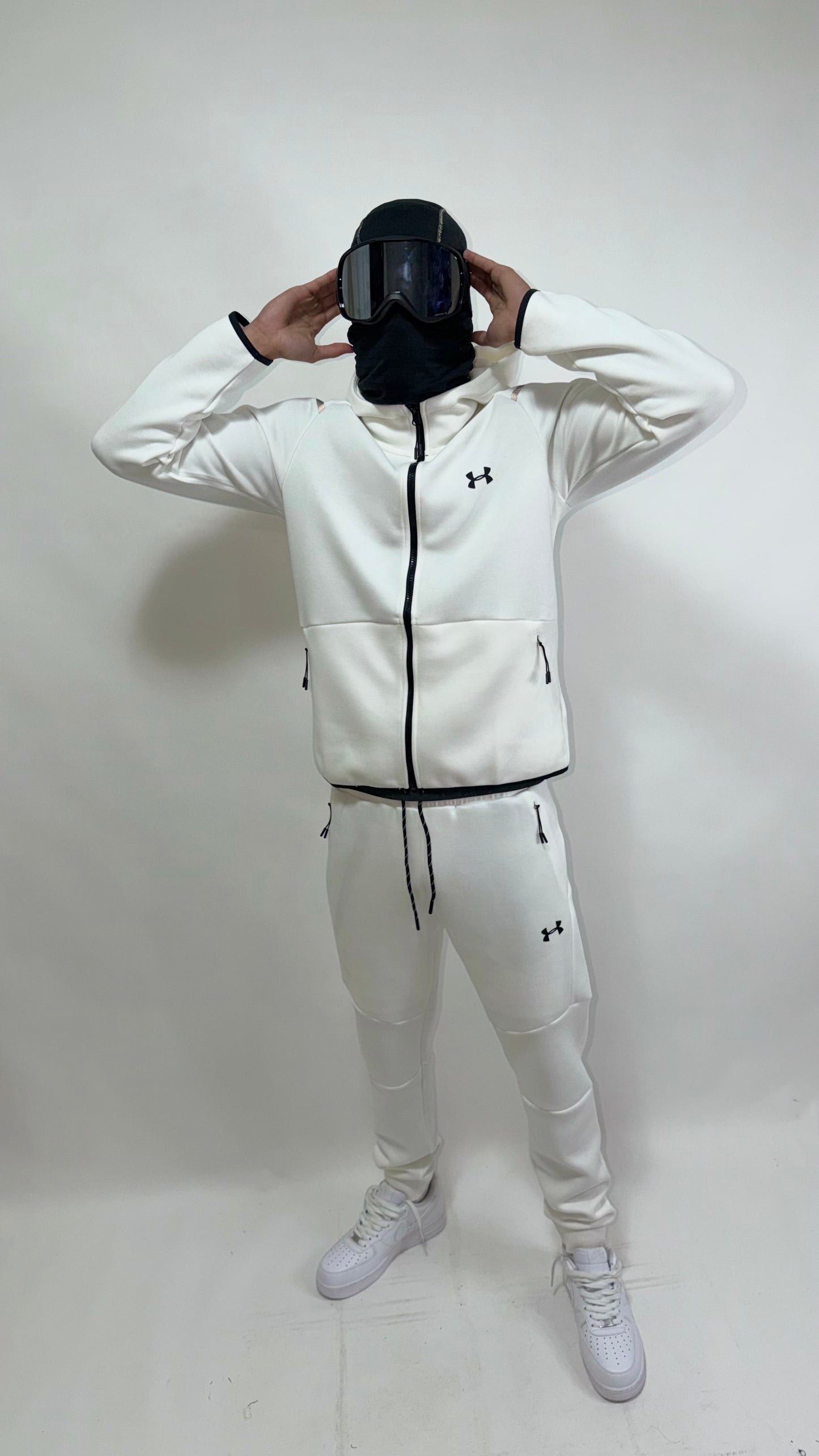 CHANDAL UNDER ARMOUR