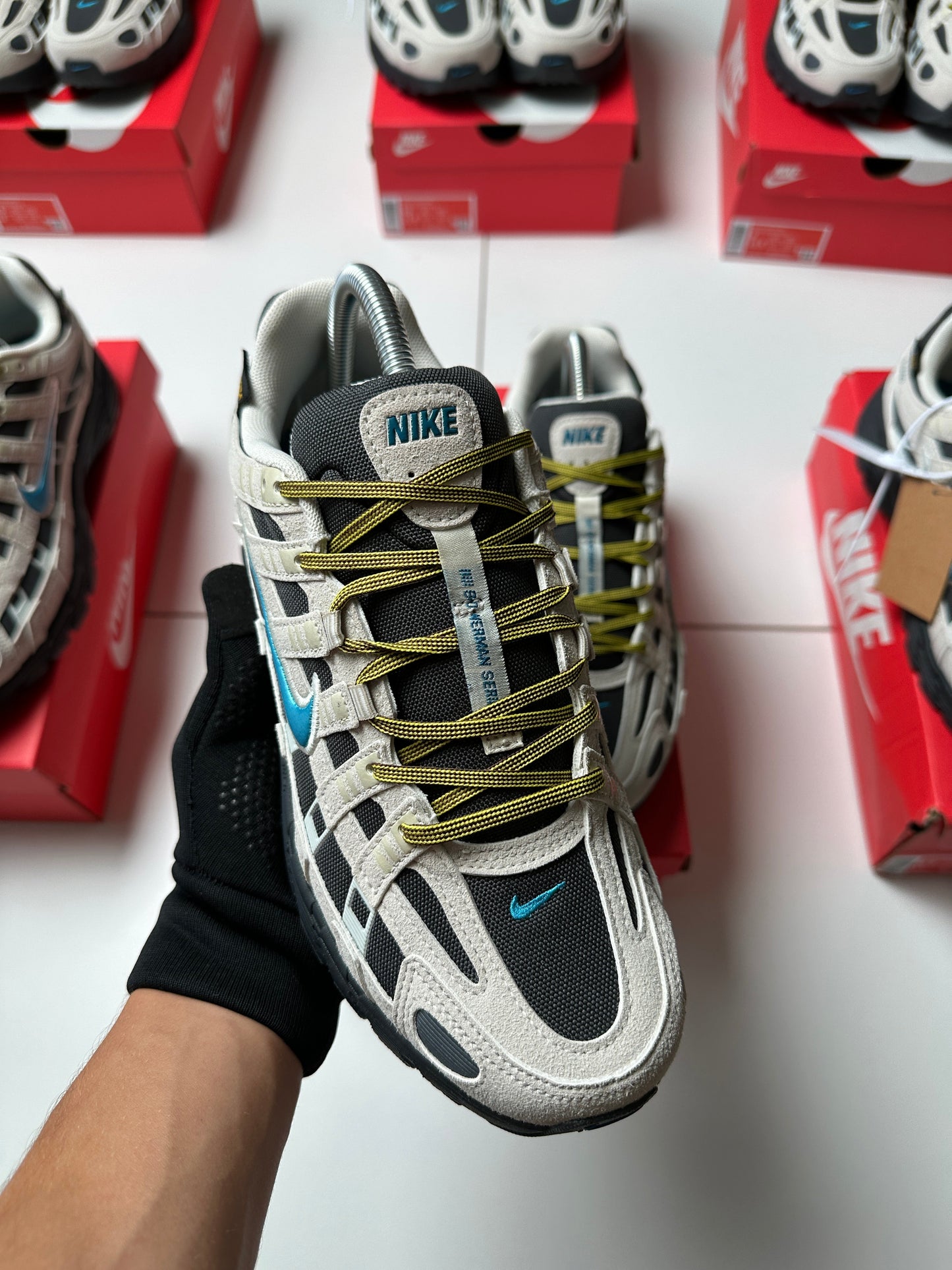 NIKE P6000 CORDURA WHITE BLUE