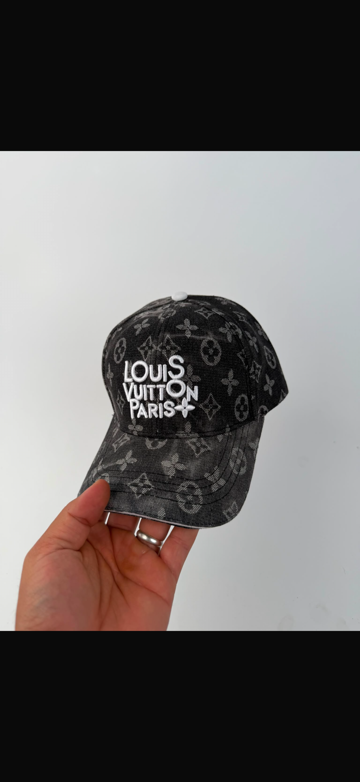 GORRA LOUIS VUITTON BLACK DENIM