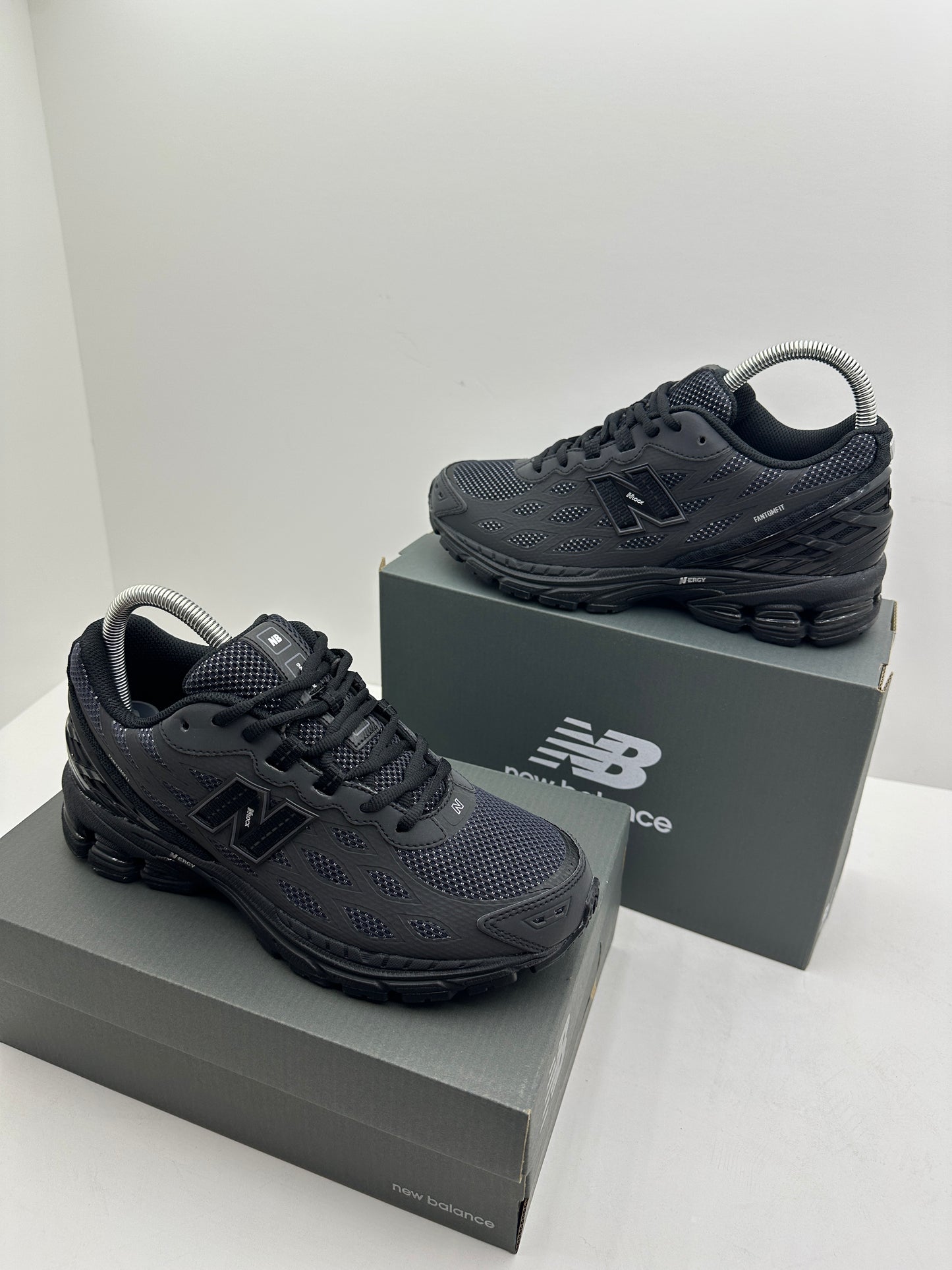 New Balance All Black