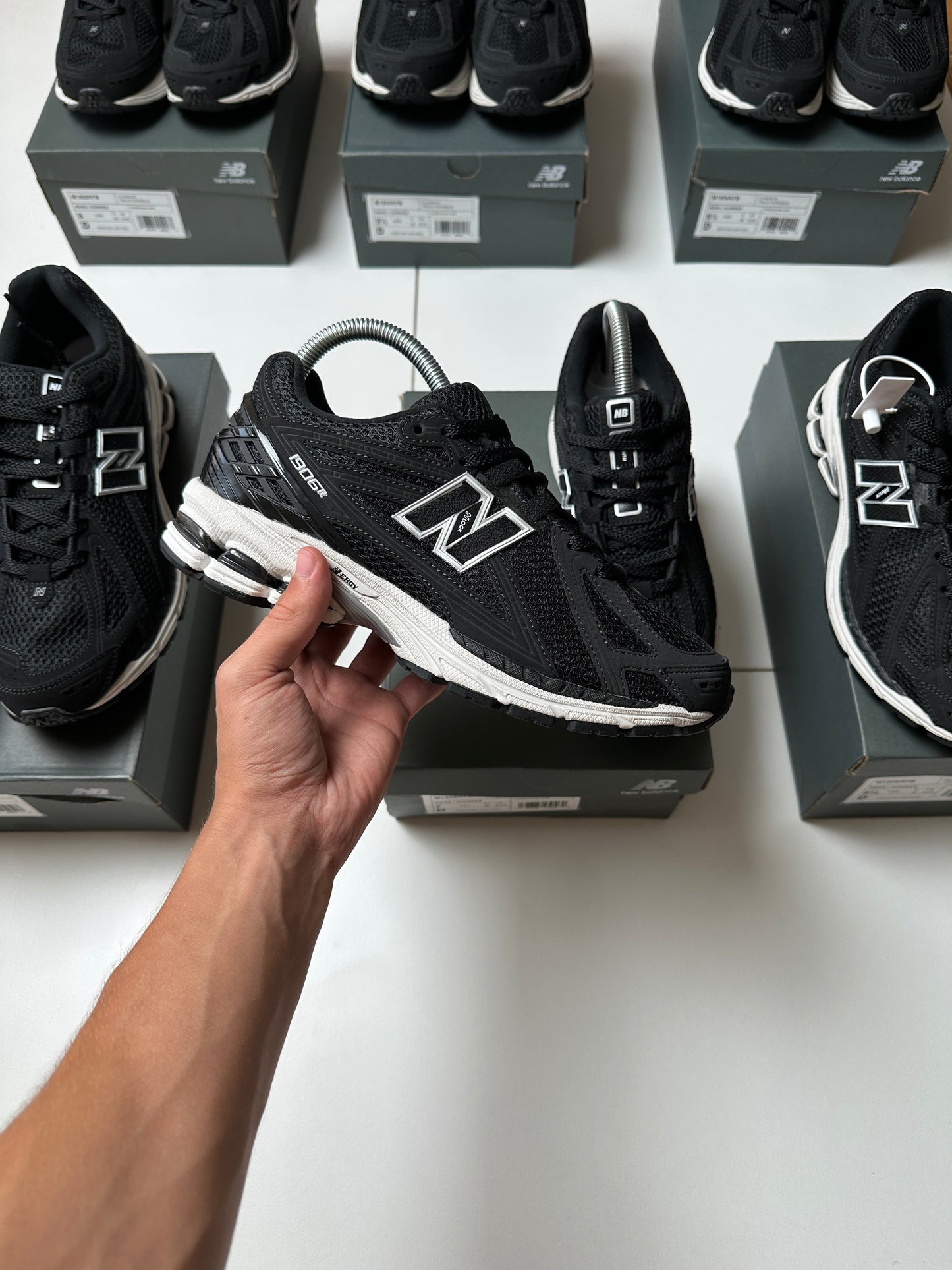 NEW BALANCE 1096R
