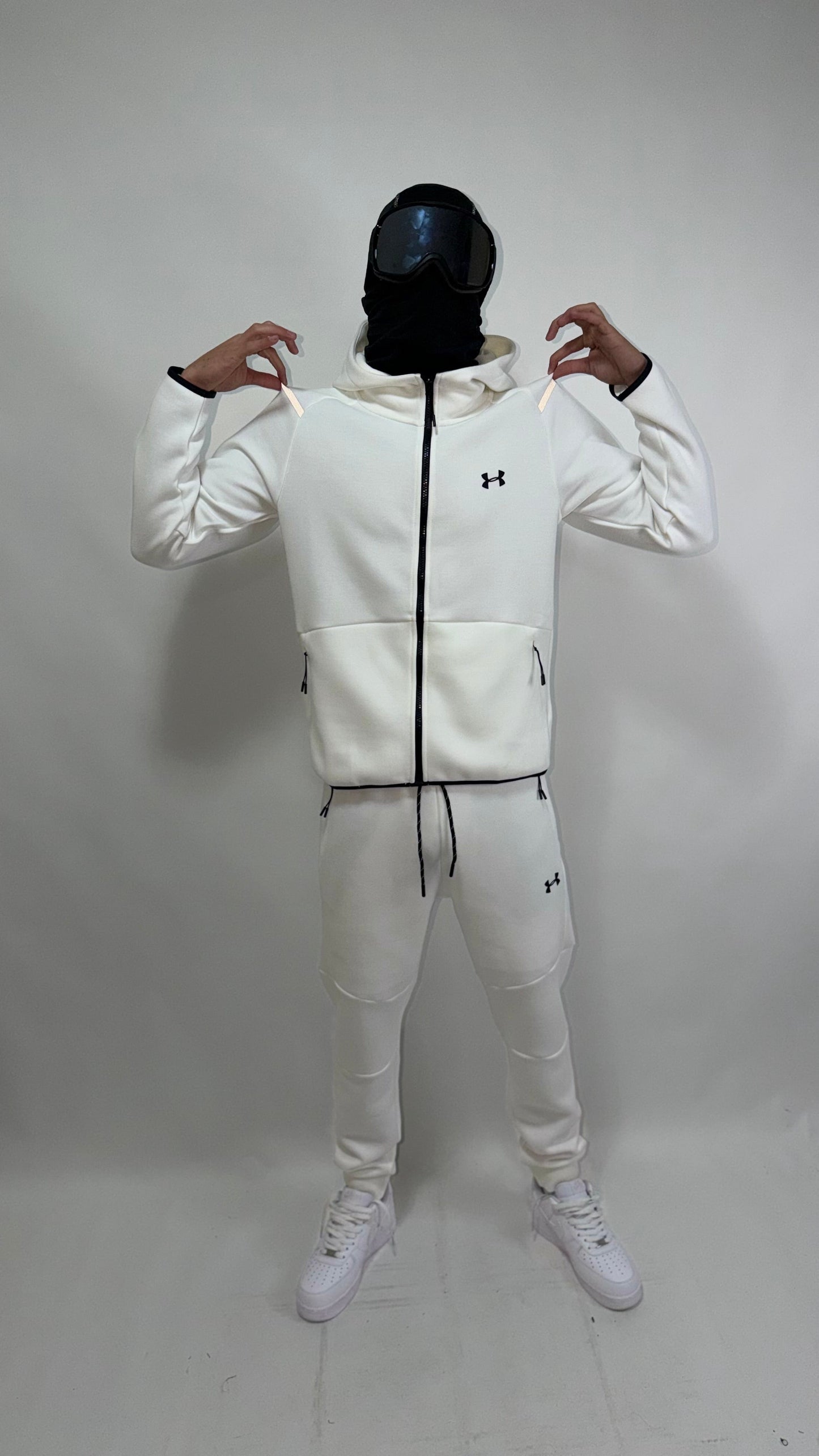 CHANDAL UNDER ARMOUR