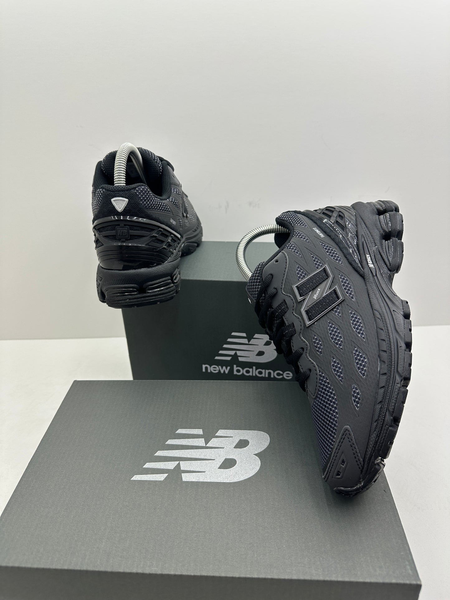 New Balance All Black