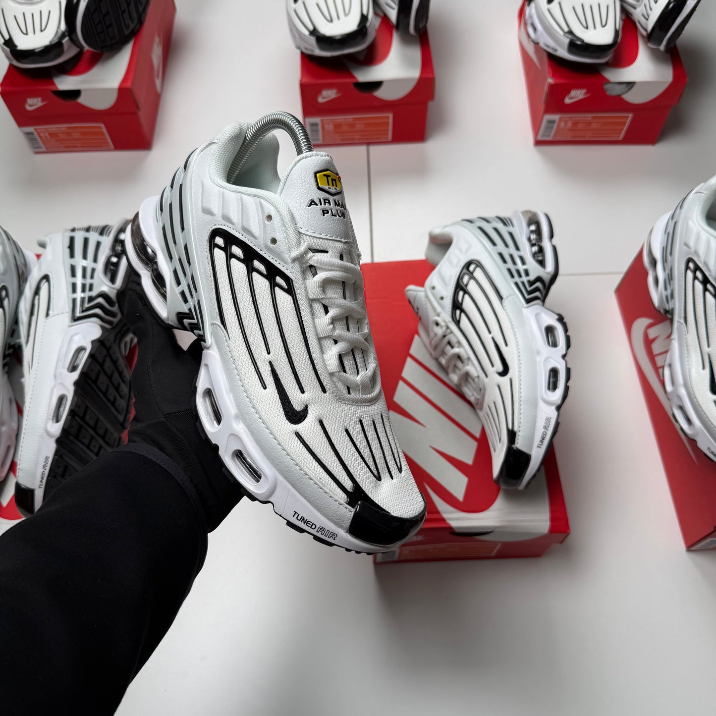 NIKE TUNED PLUS 3