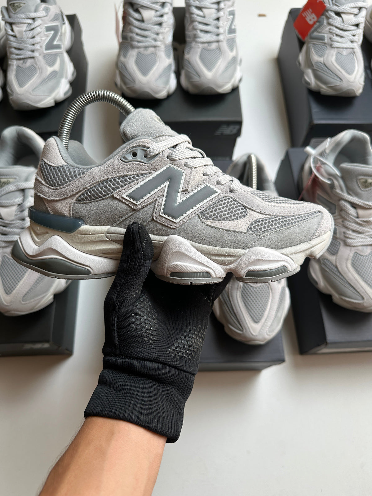 NEW BALANCE 9060