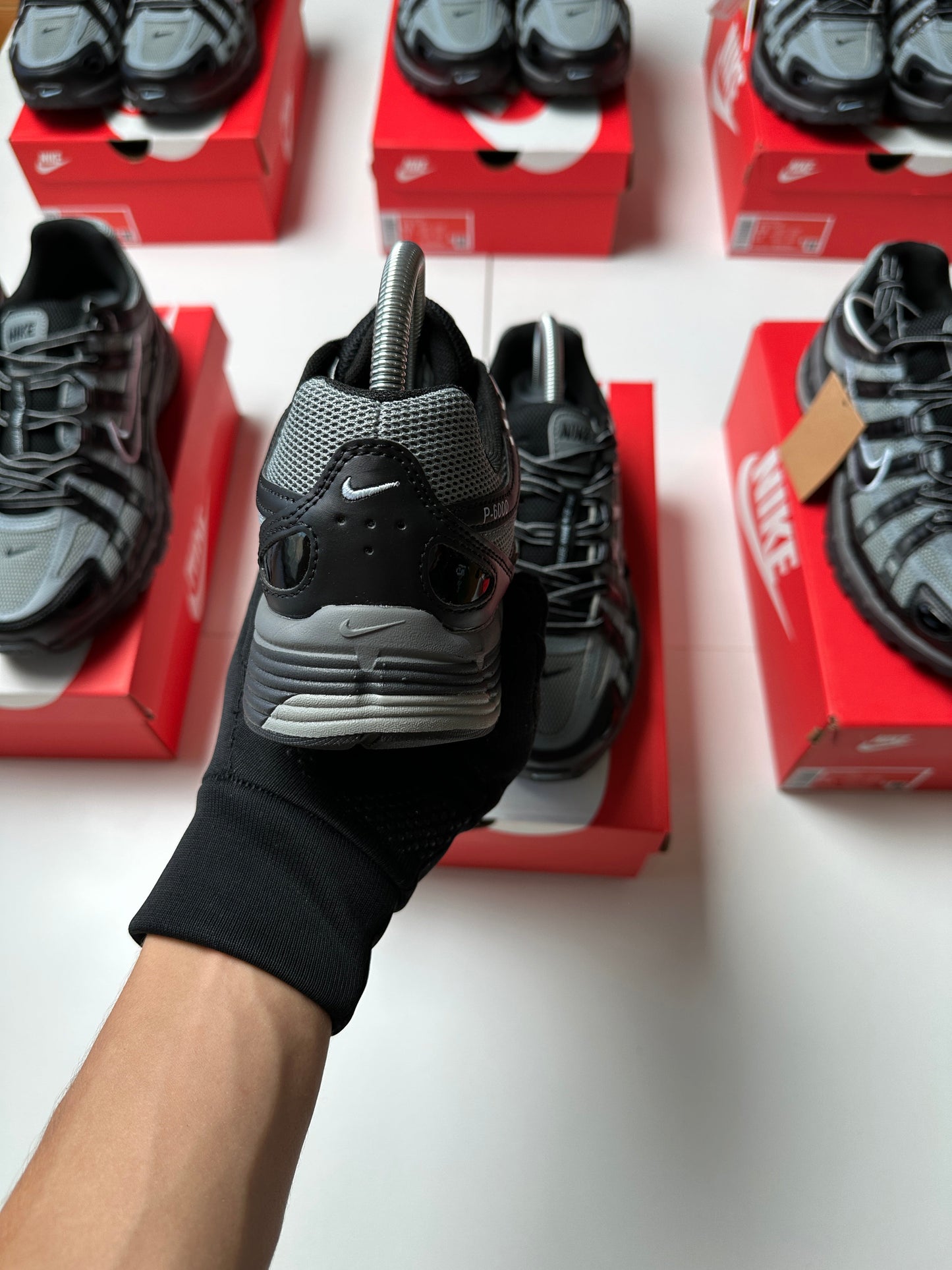 NIKE P6000 GREY BLACK