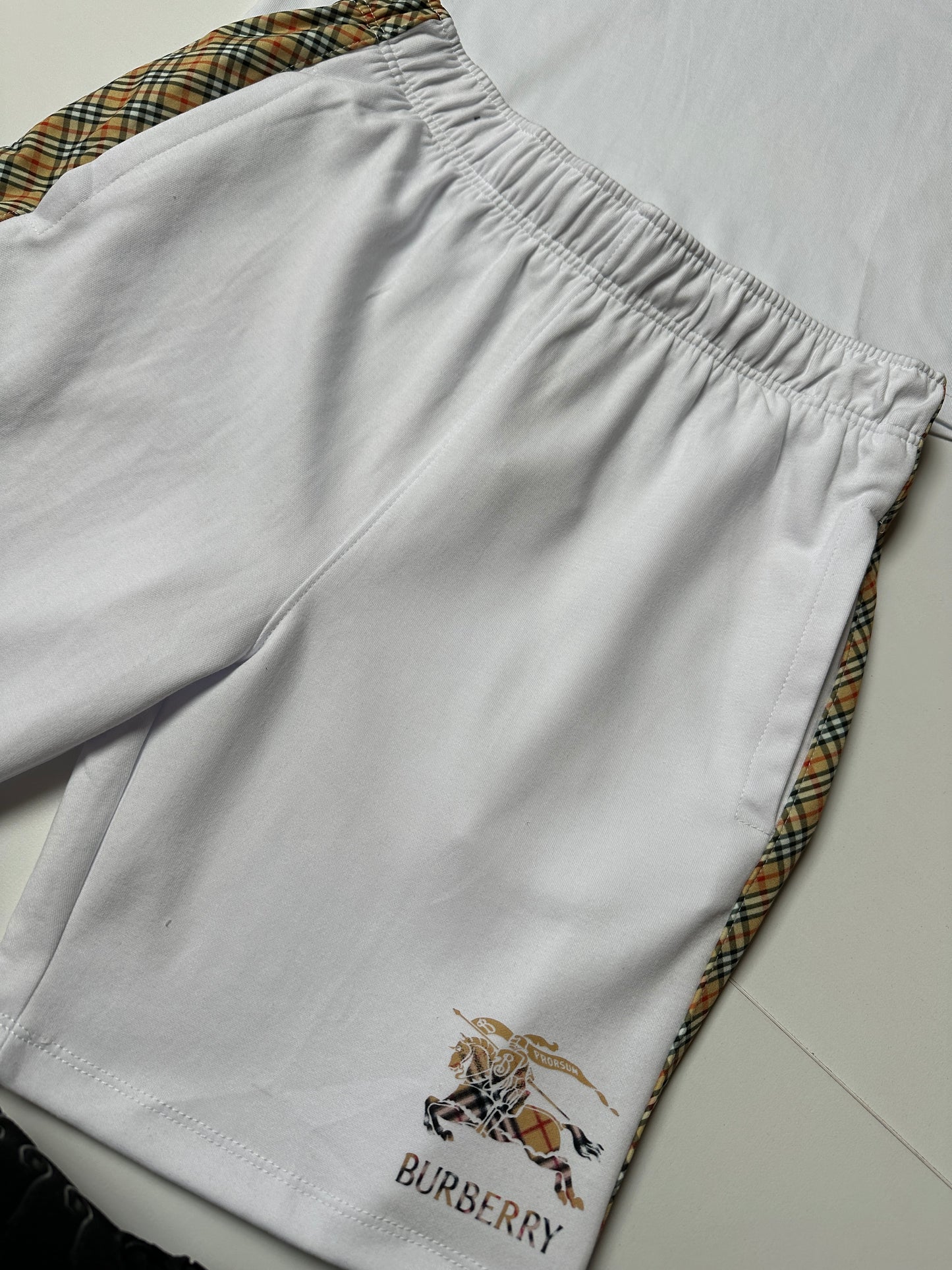 Pack Conjunto Burberry + Nike Tn