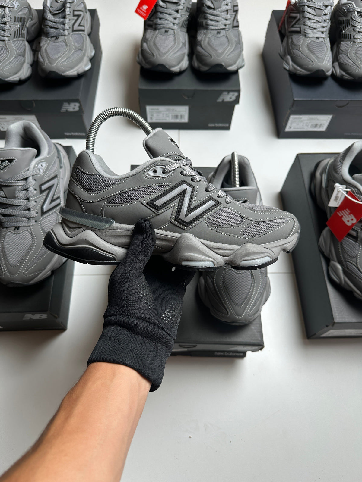 NEW BALANCE 9060