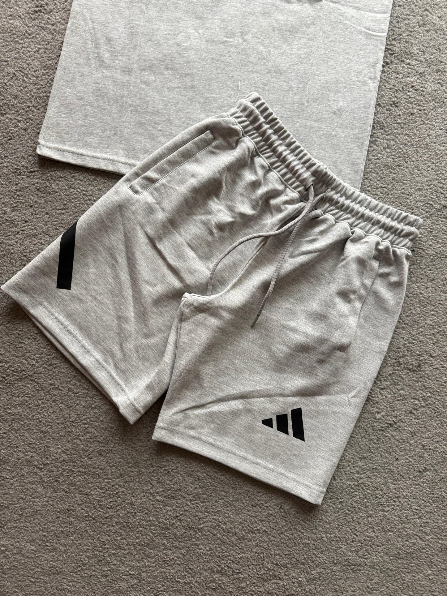 Conjunto Corto Adidas 2025