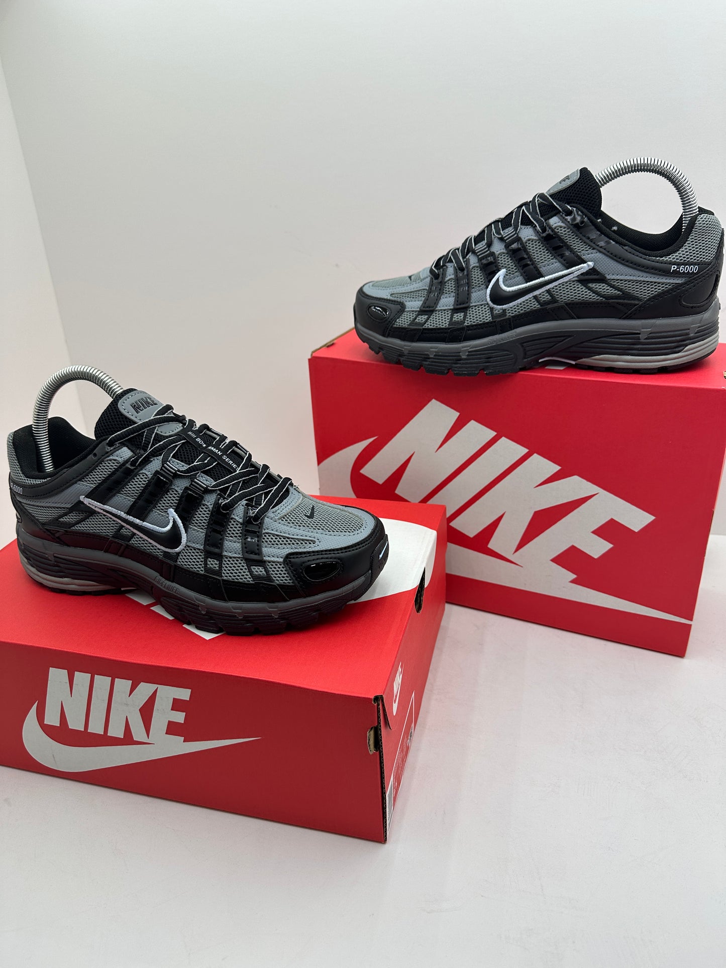 Zapatilla Nike P6000 Black & Grey