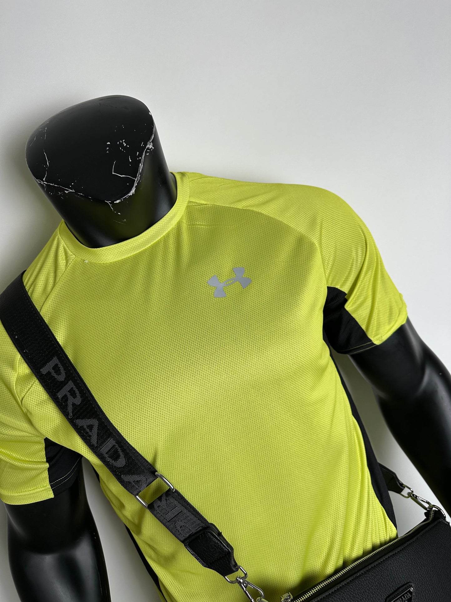 SUPER PACK 🔥 CONJUNTO UNDER ARMOUR + BANDOLERA PRADA ‼️