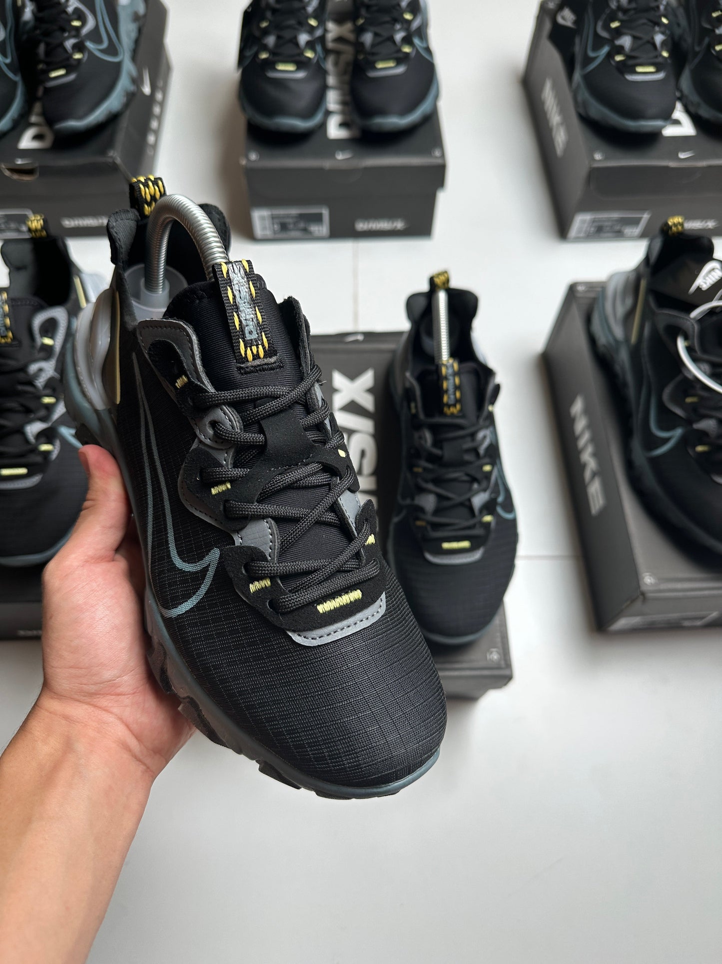 NIKE REACT VISION MX