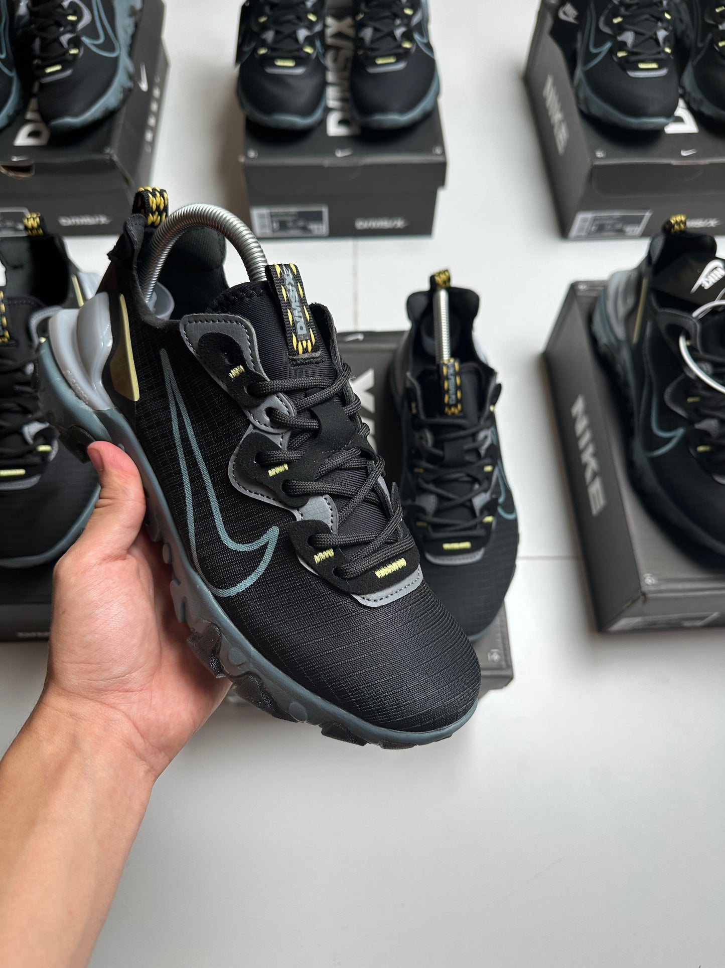 NIKE REACT VISION MX