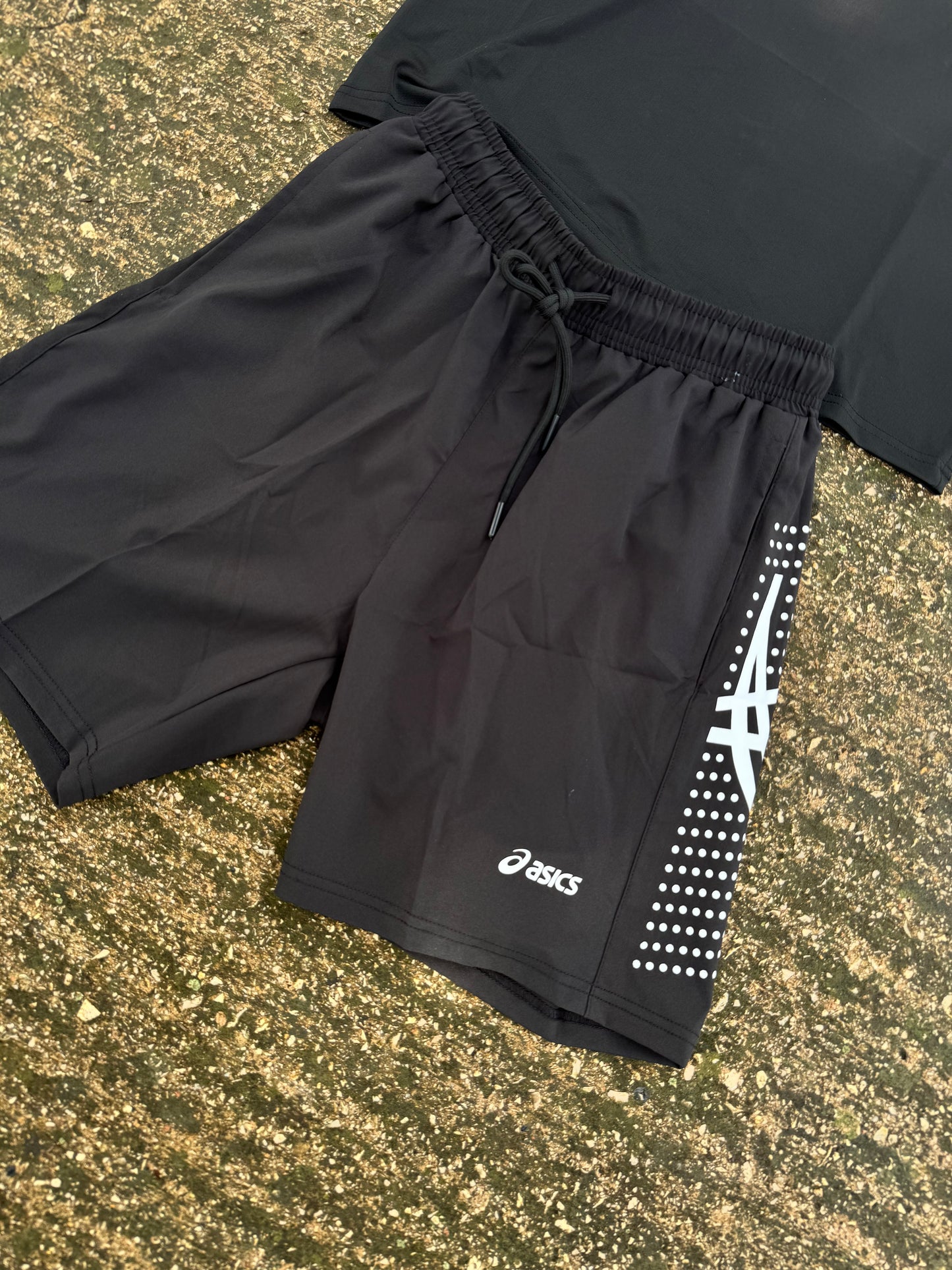 Conjunto Corto Asics 2025