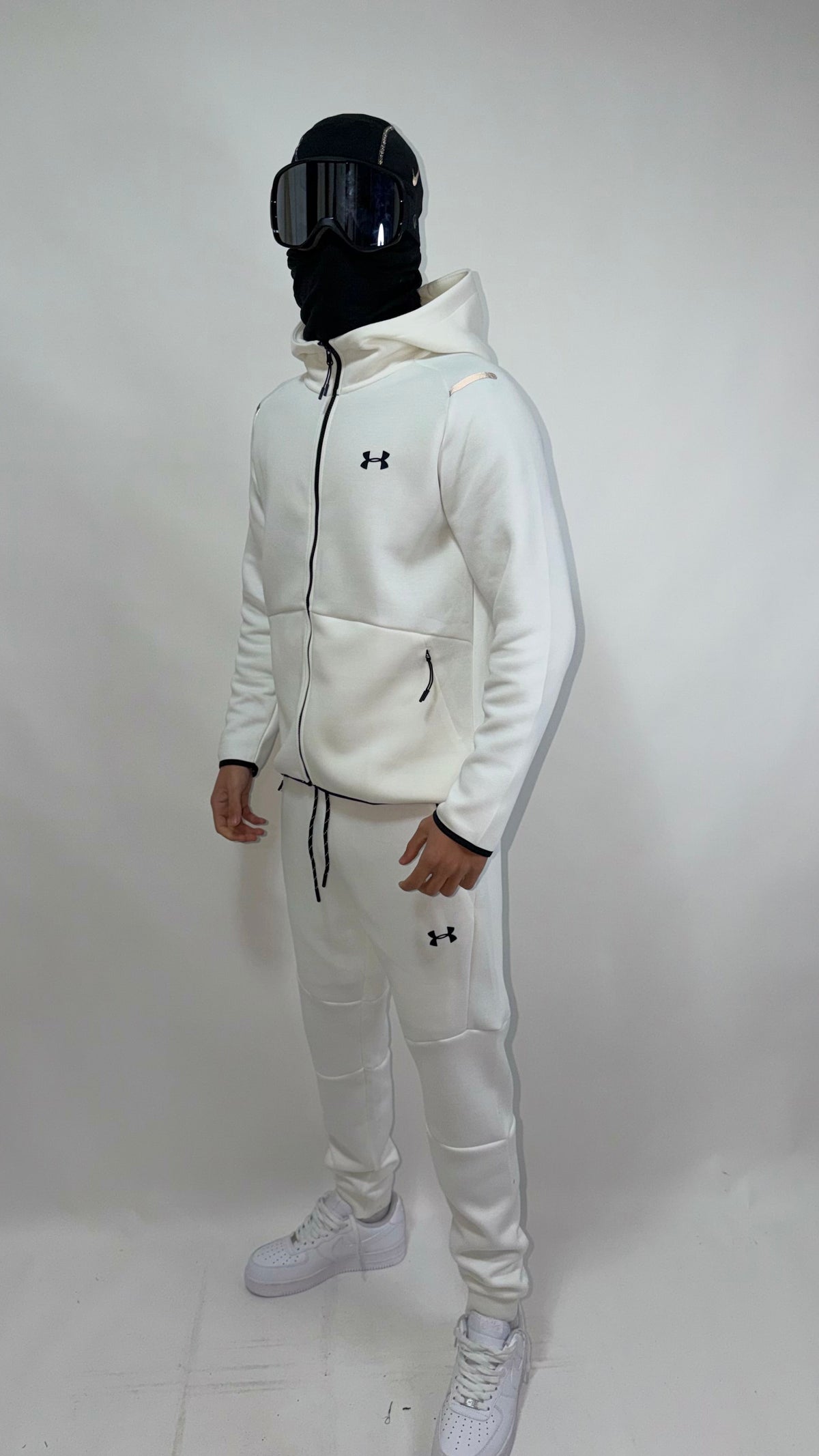 CHANDAL UNDER ARMOUR