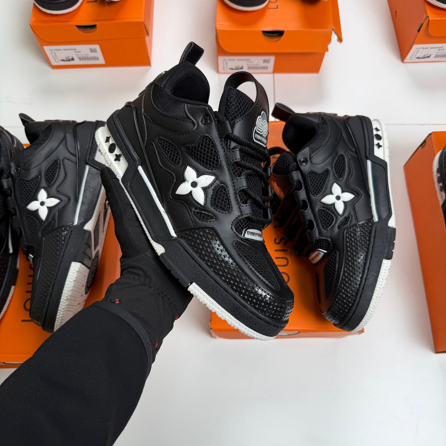 LOUIS VUITTON SKATE