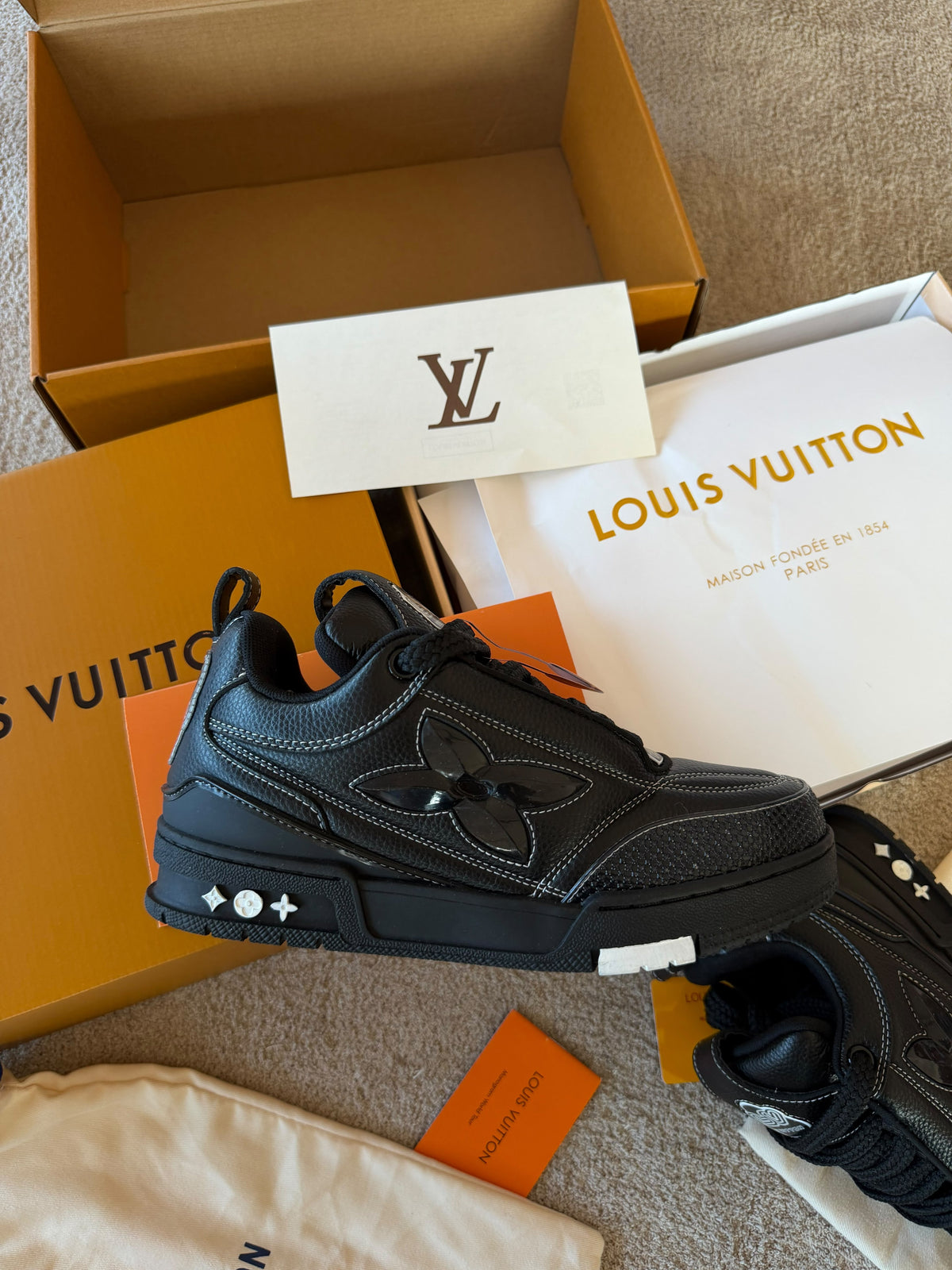 LOUIS VUITTON SKATE 🔥 MODELO NUEVO 🆕 HIGH COPY IDÉNTICO AL ORIGINAL ✅ LA MEJOR CALIDAD QUE HEMOS TRAÍDO ‼️ UNIDADES LIMITADAS 🥵
