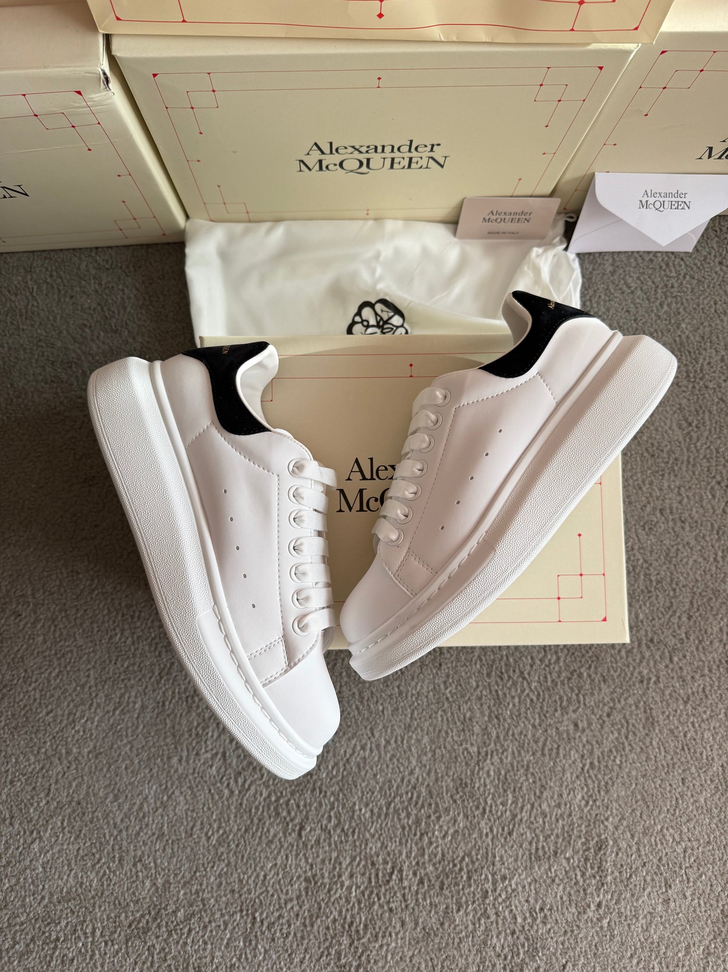 ALEXANDER MCQUEEN