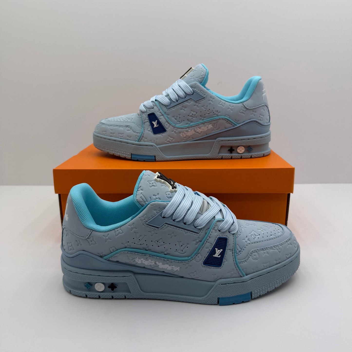 LOUIS VUITTON TRAINER