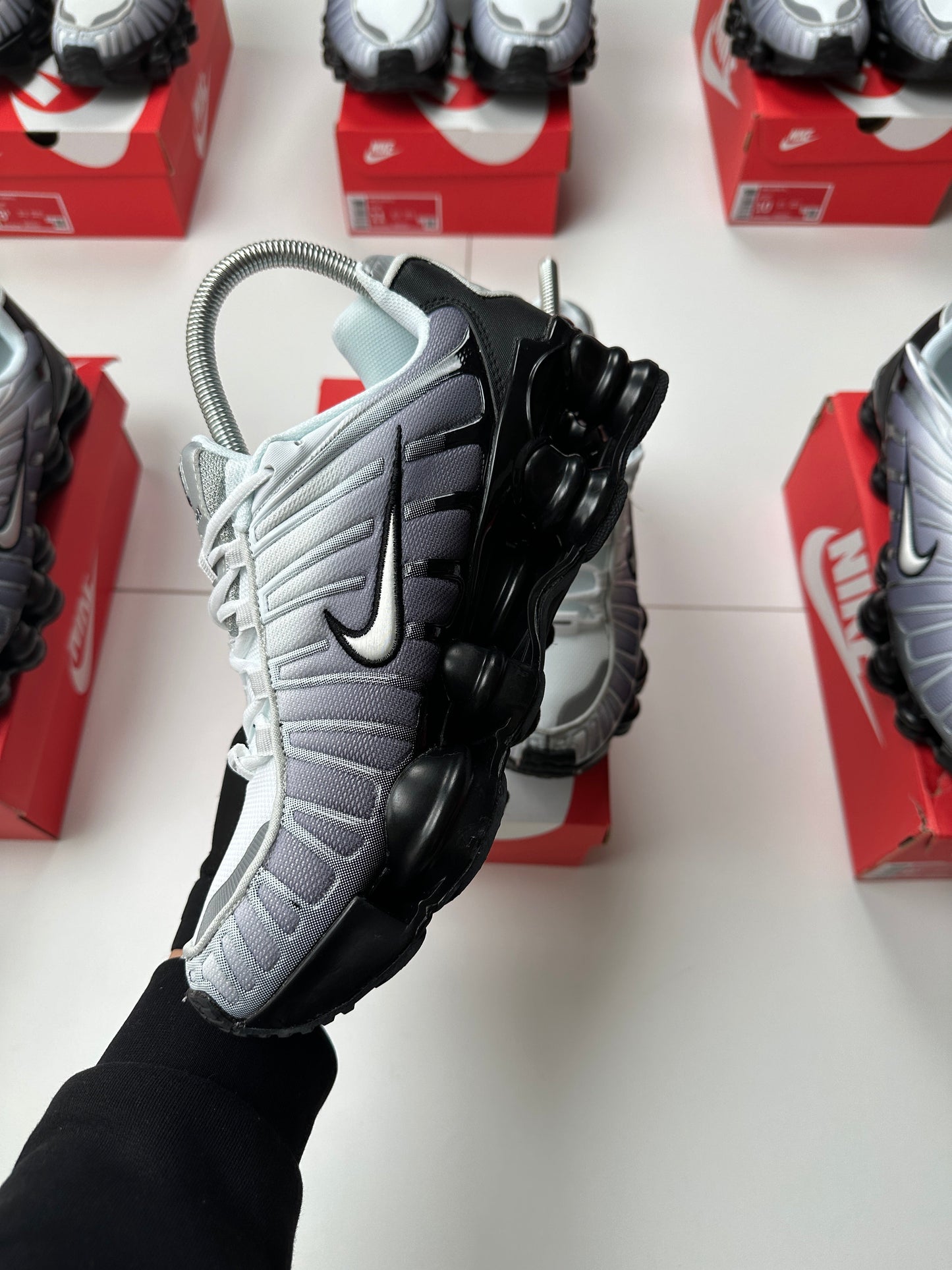 NIKE SHOX TL