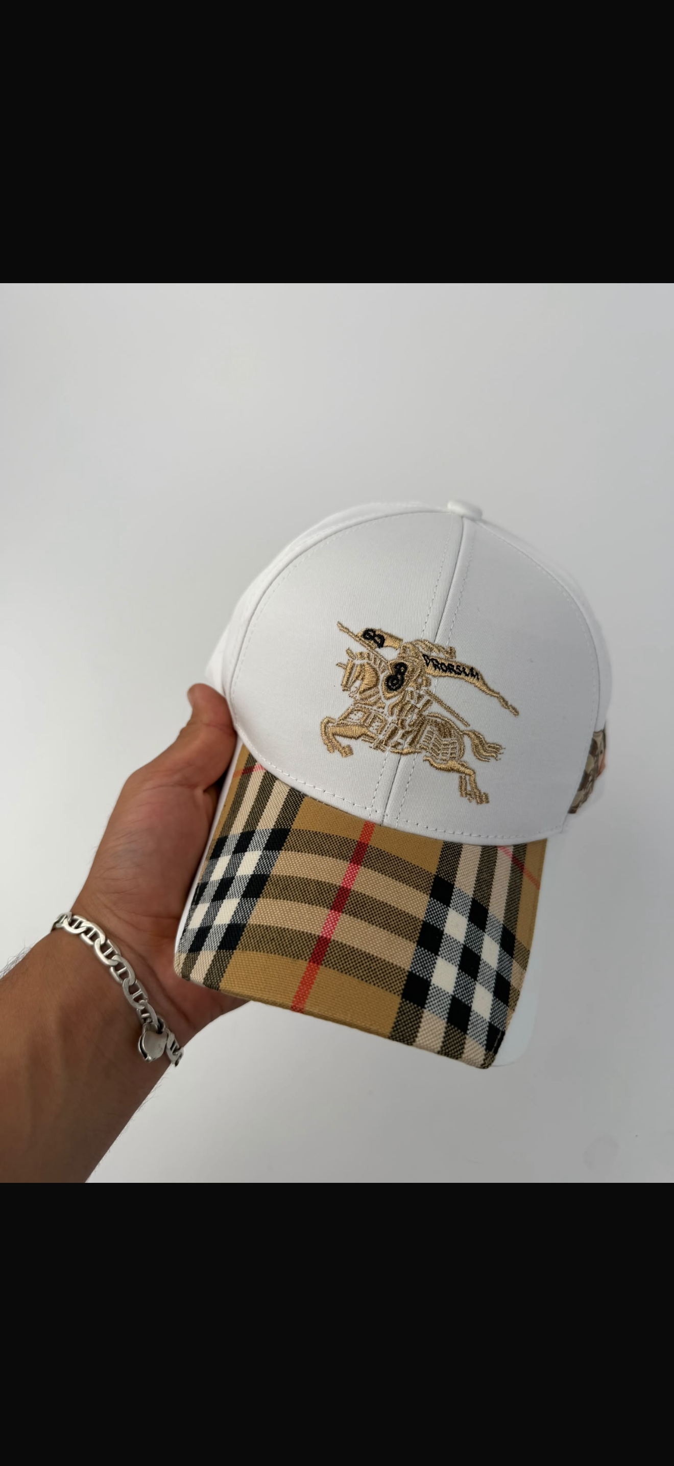 🔥 GORRA BURBERRY EKD WHITE ✅ CALIDAD PREMIUM ‼️ UNIDADES LIMITADAS