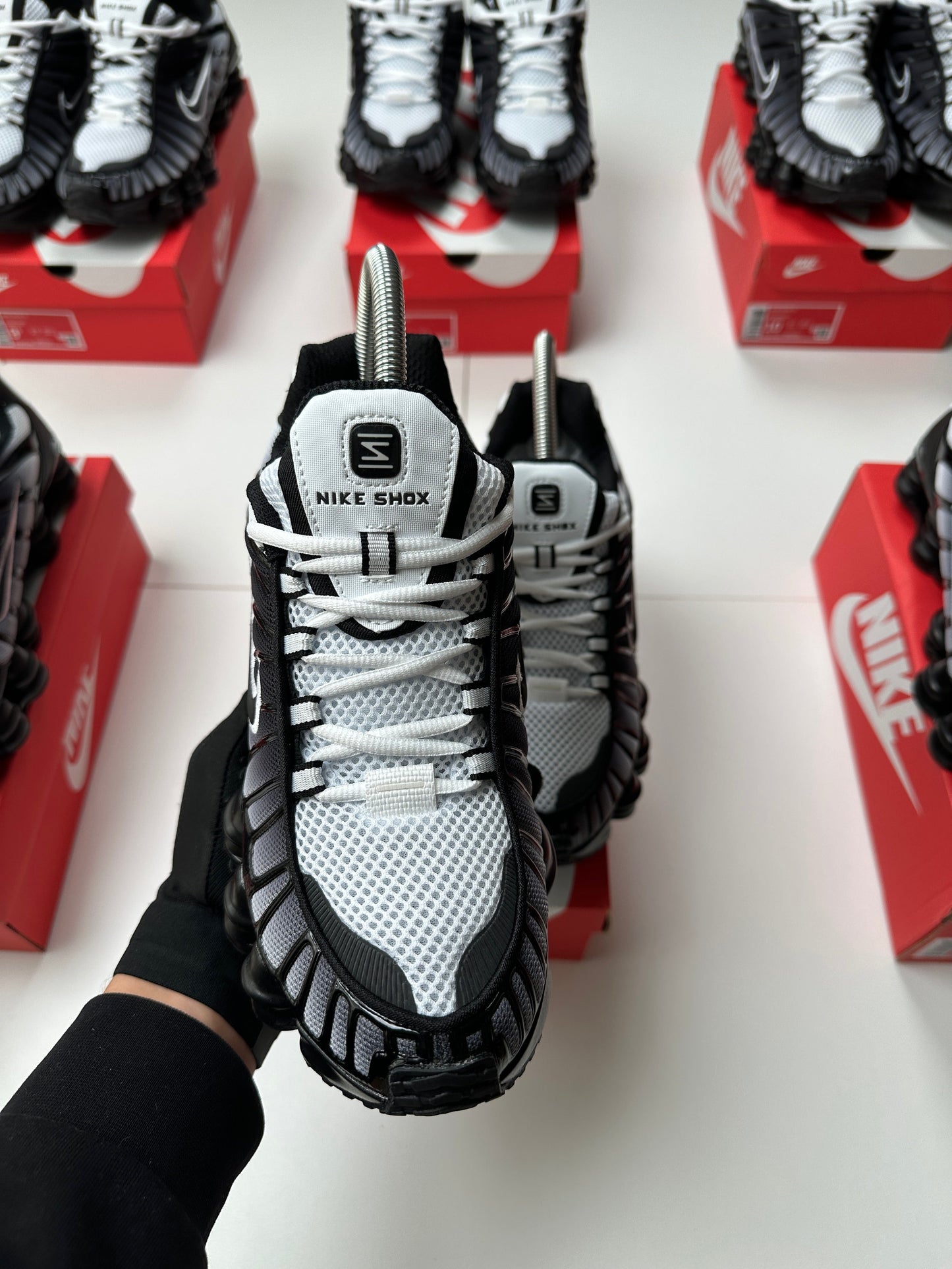 NIKE SHOX TL