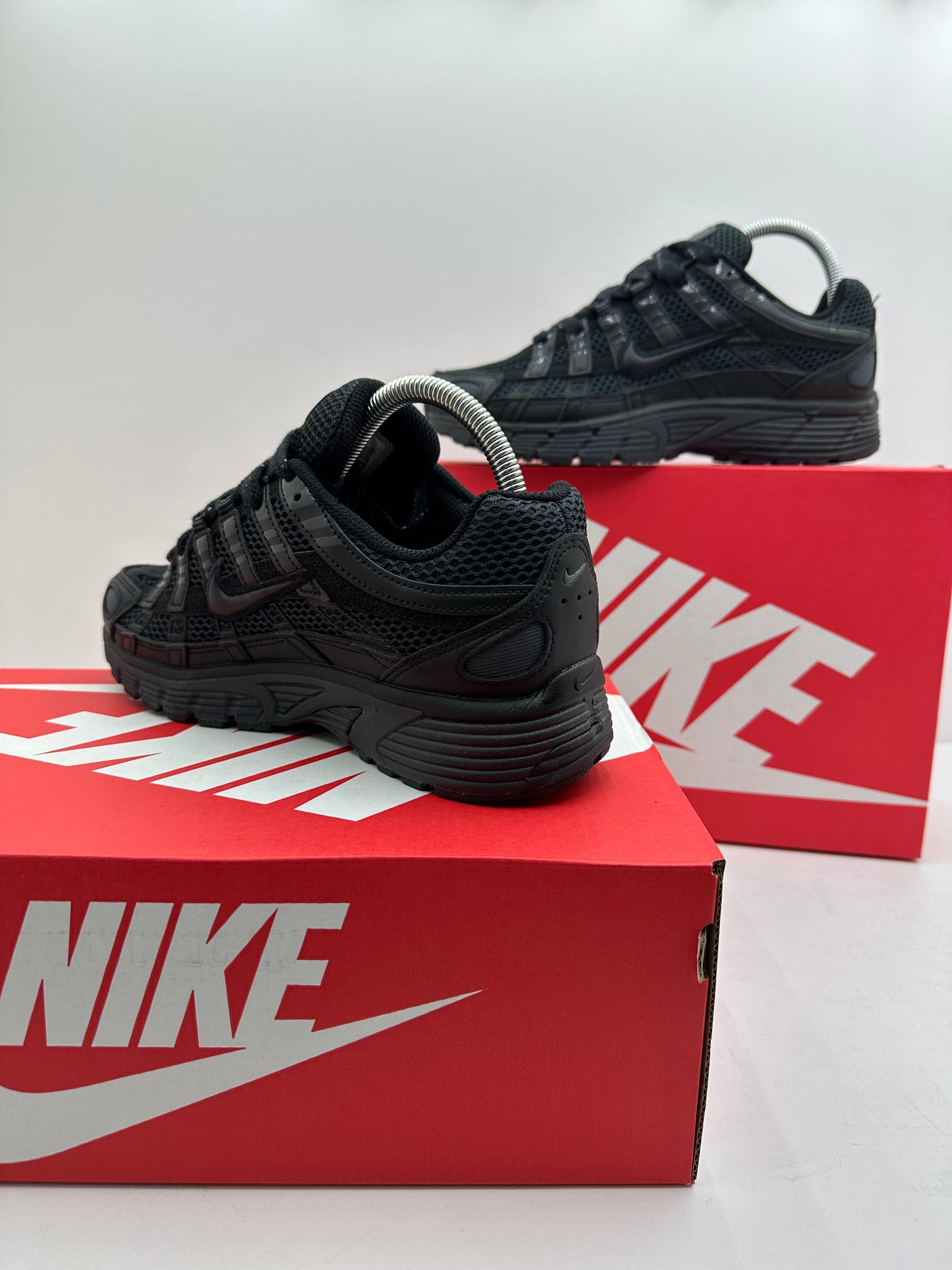 Zapatilla Nike P6000 All Black