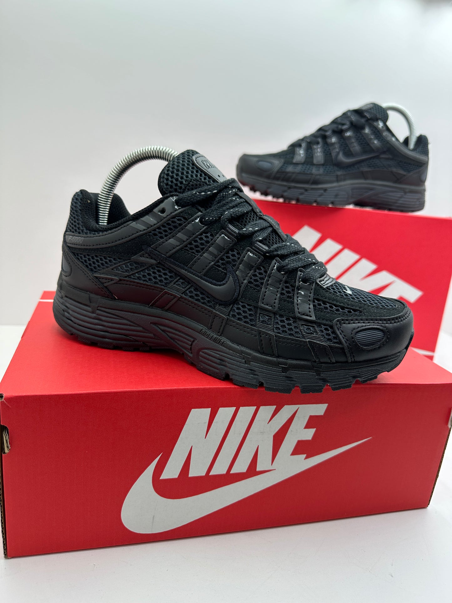 Zapatilla Nike P6000 All Black