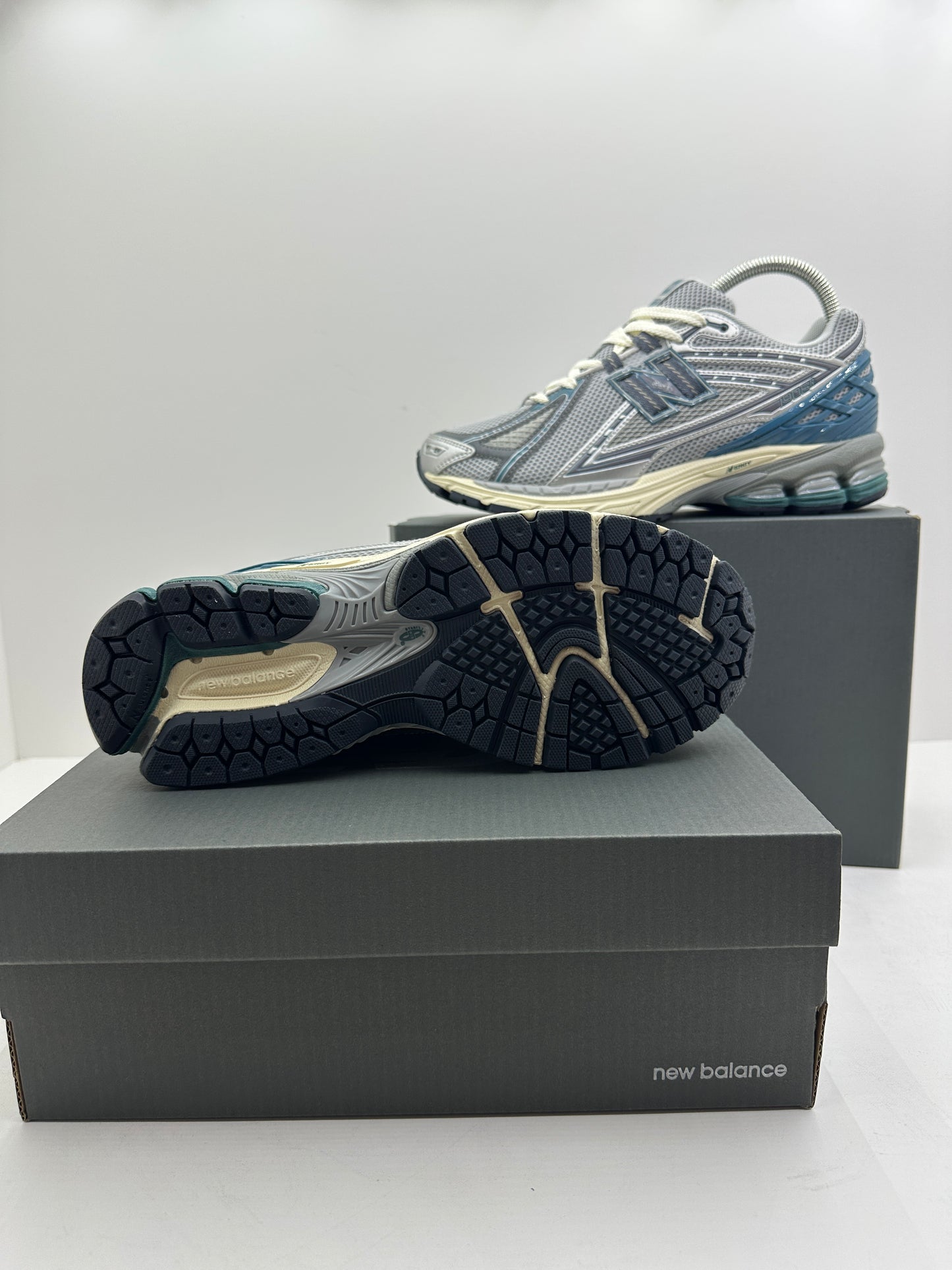 New Balance Grey & Blue