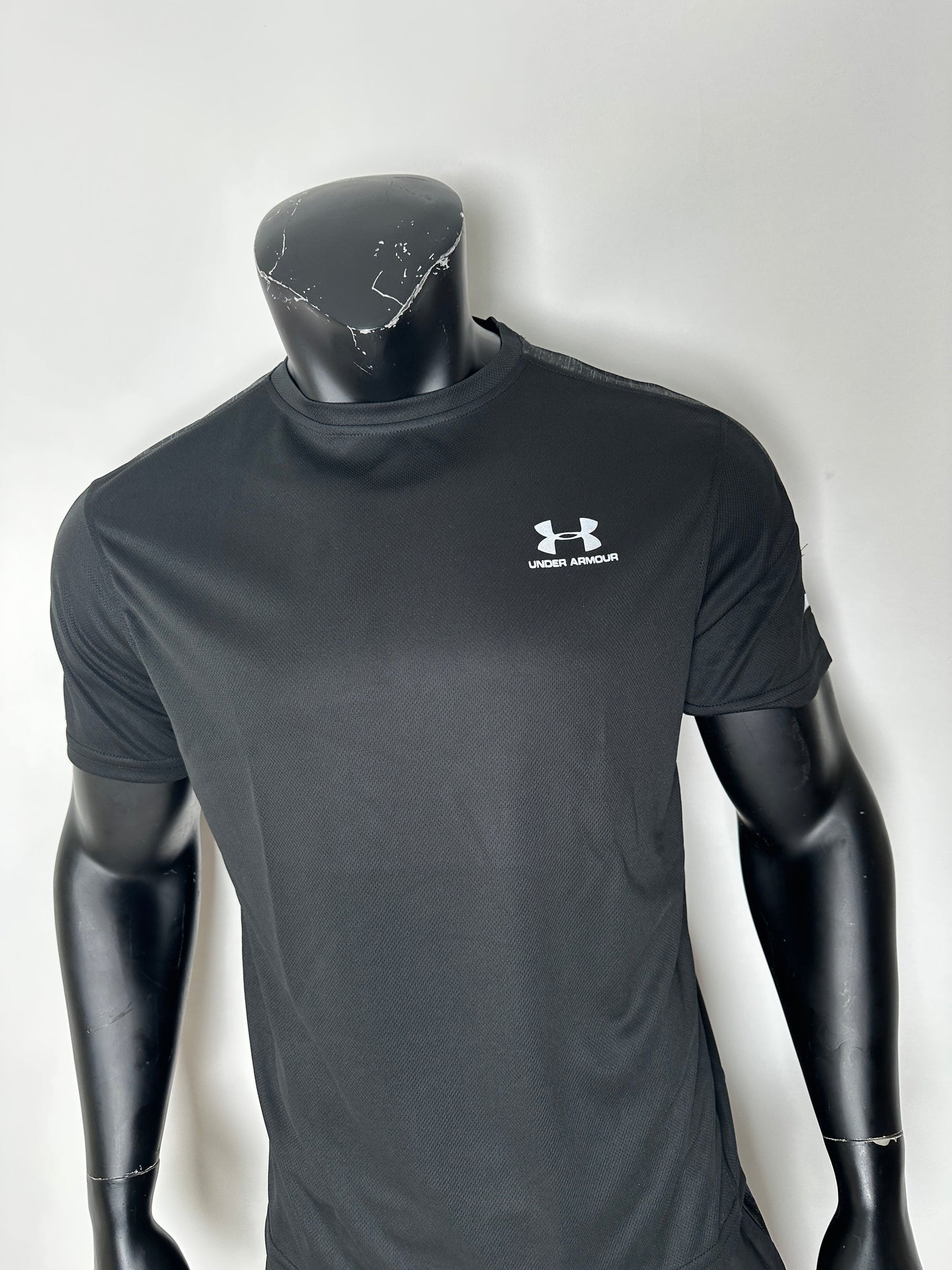 LOUIS VUITTON SKATE  + CONJUNTO UNDER ARMOUR GRATIS