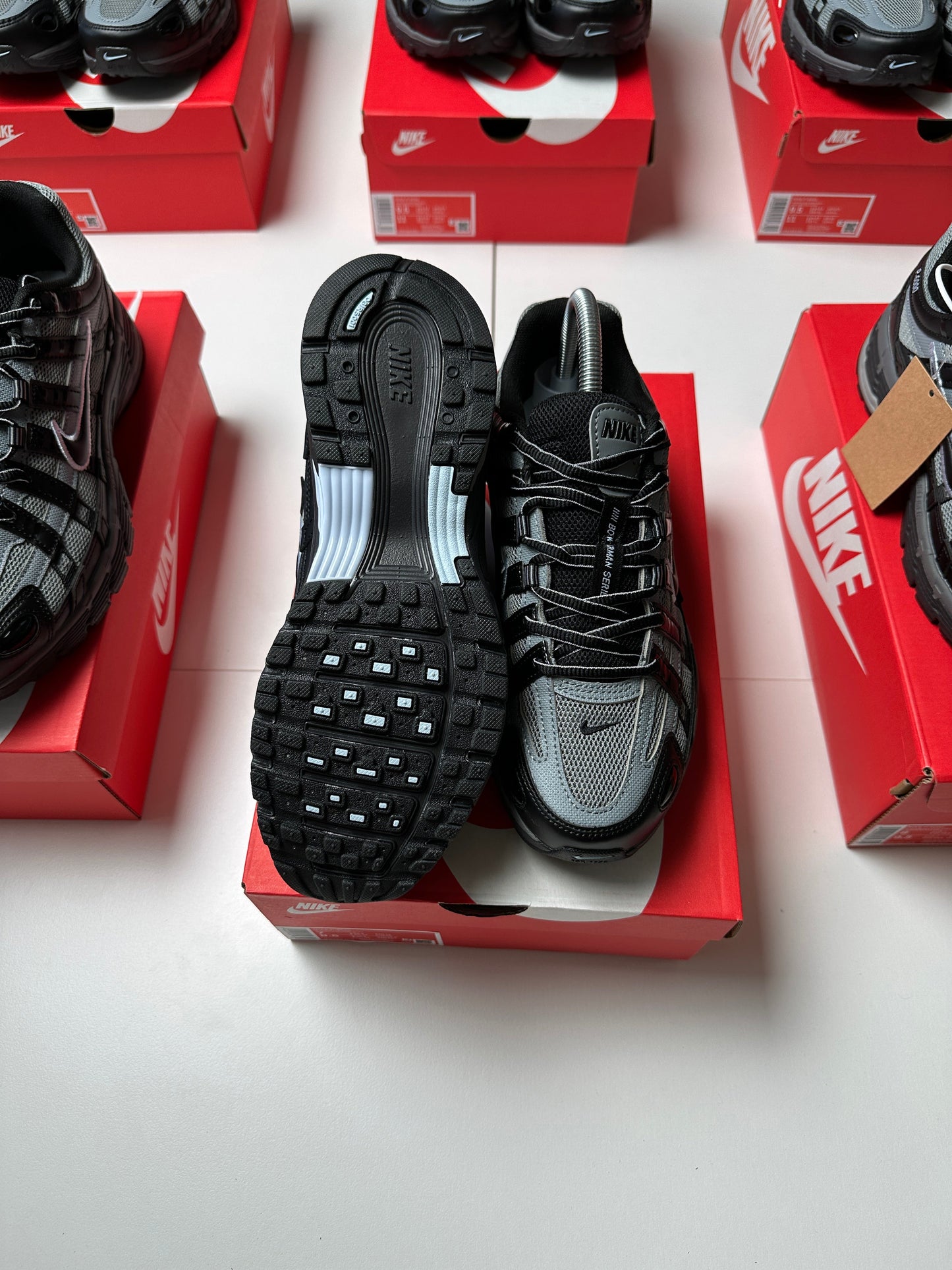 NIKE P6000 GREY BLACK